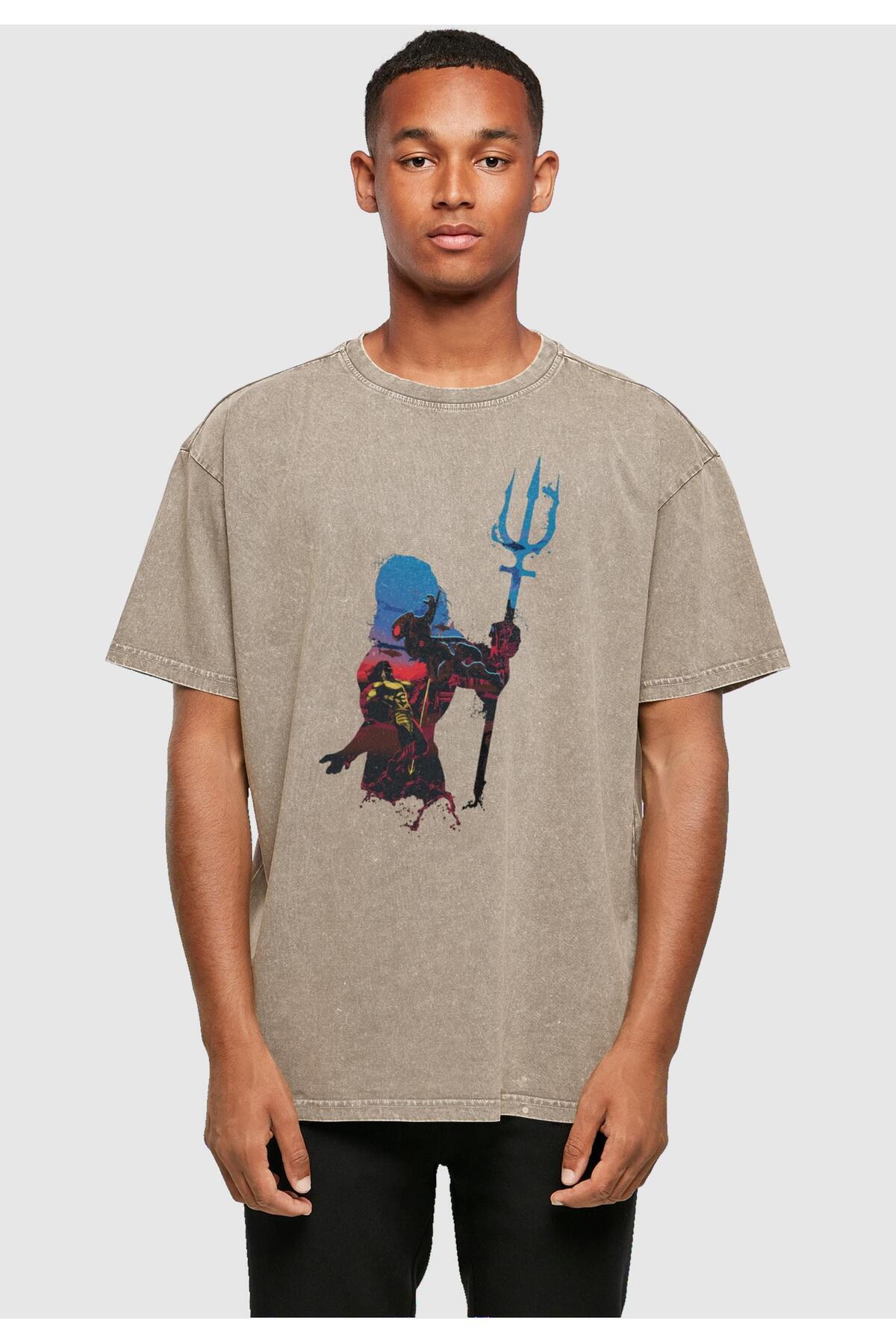 ABSOLUTE CULT-Herren Aquaman - Battle Silhouette Acid Washed Oversized Tee 3