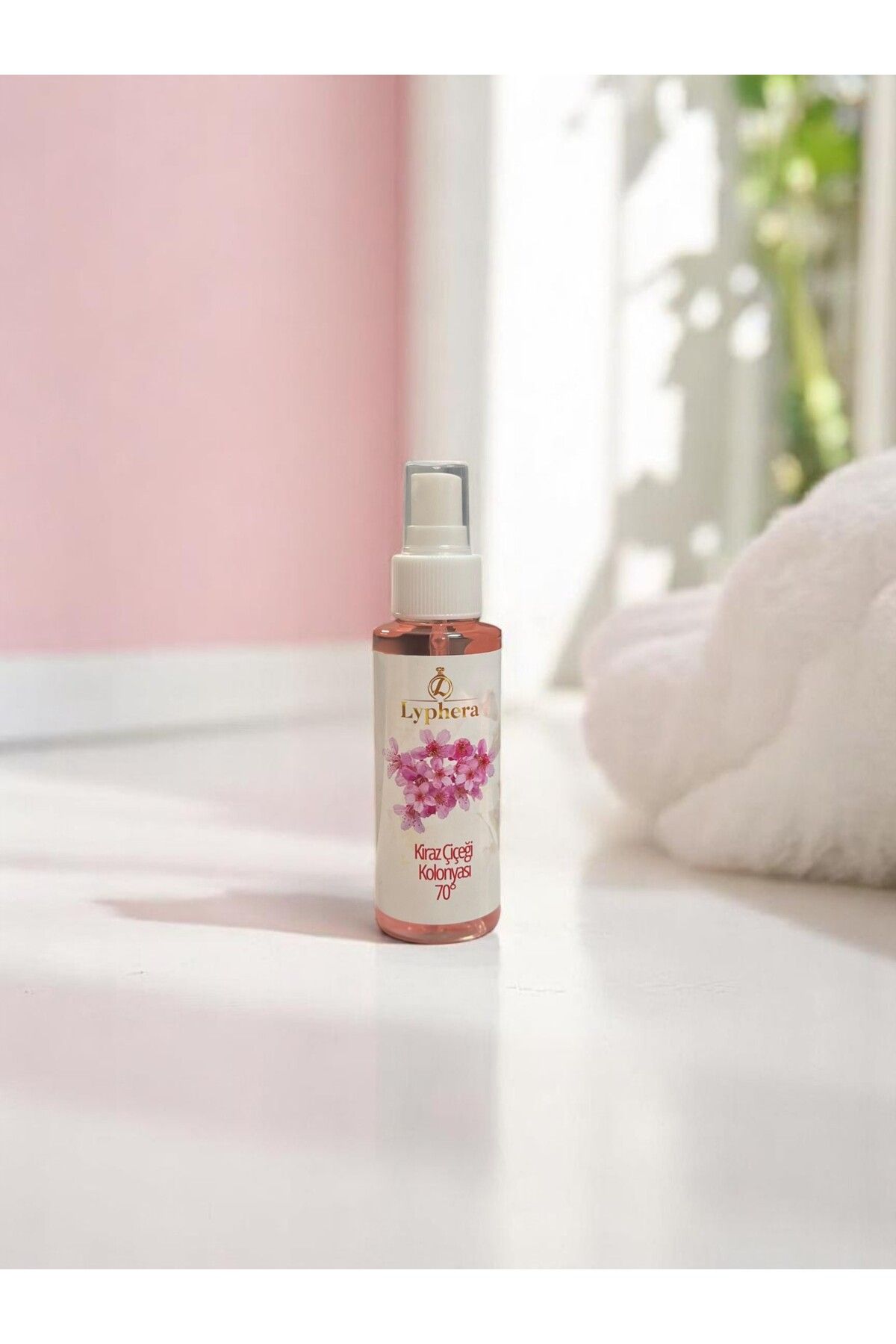 Lyphera Kiraz Çiçeği Kolonyası 70 Derece 100 ml