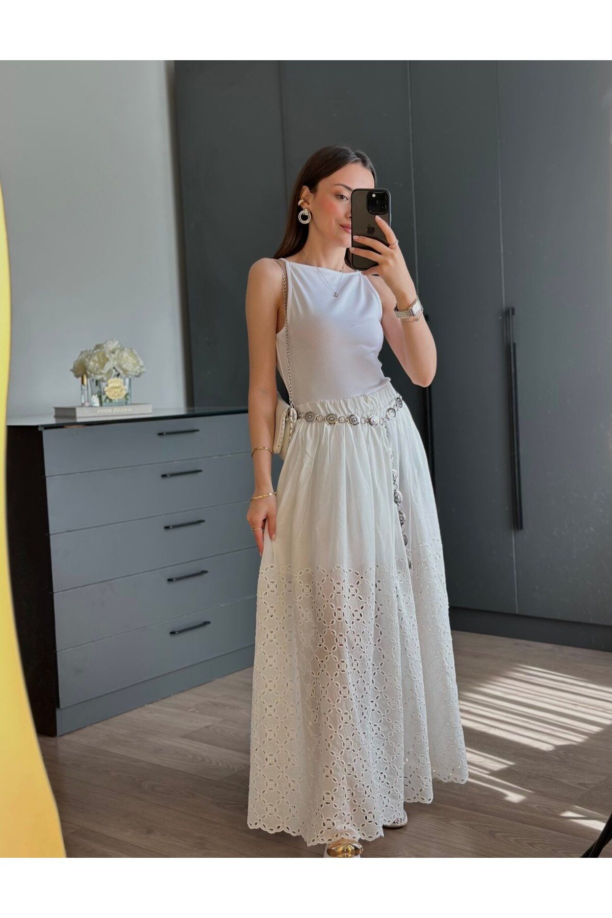 tugenatelier TASARIM FİSTO BEYAZ MAXİ ETEK
