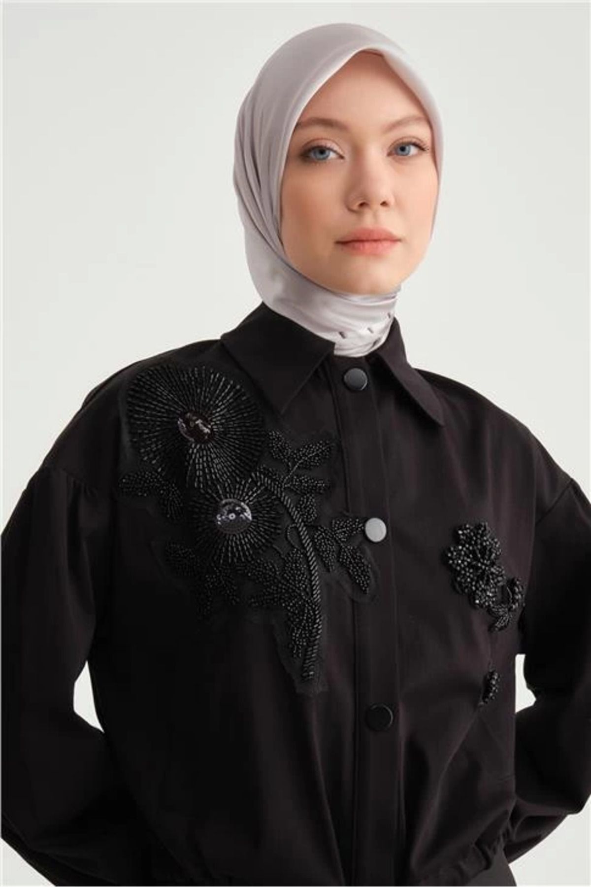 aradimtaradim Armine İşlemeli Kısa Ceket 24Y5404 Siyah