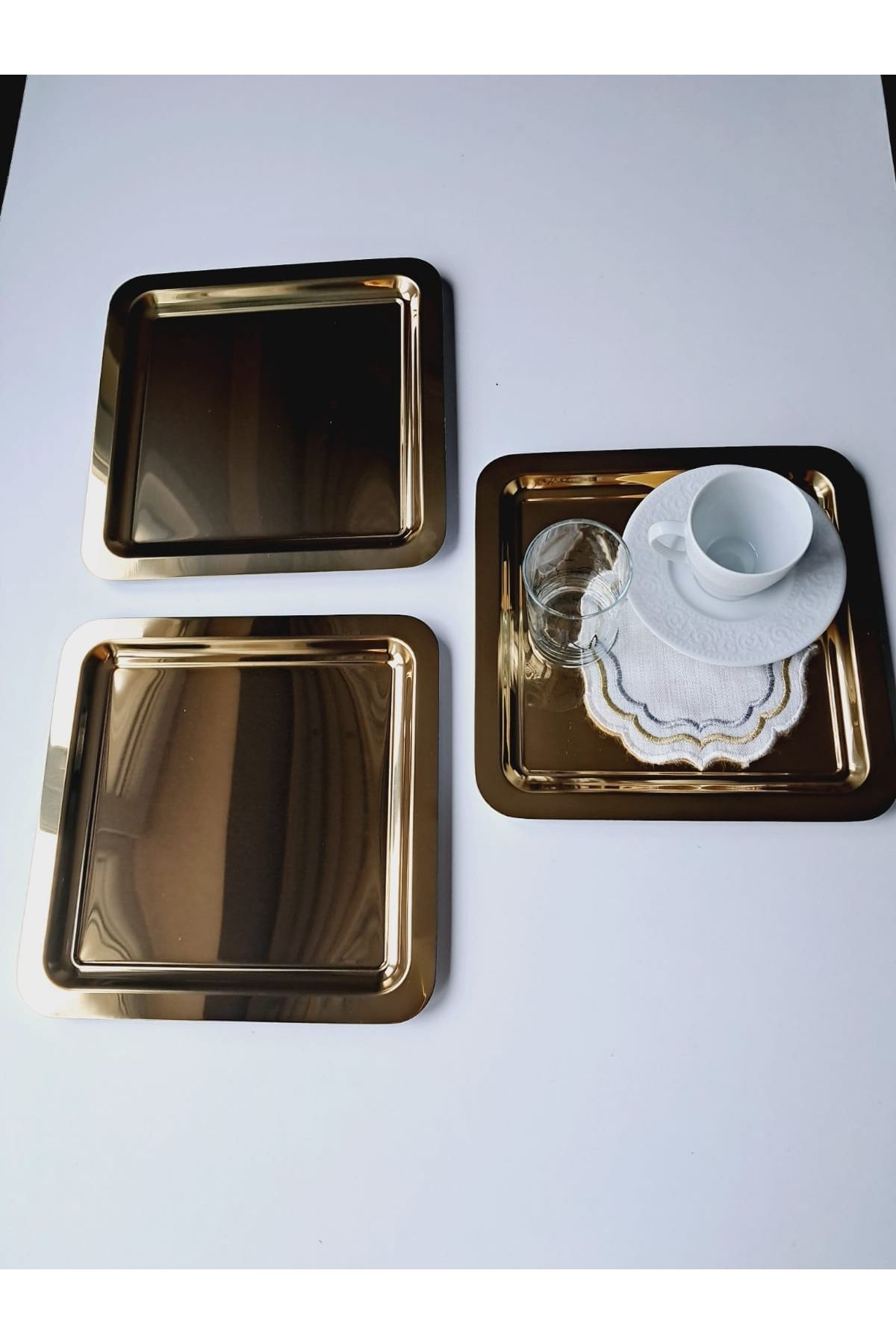 Elk Home 3 ADET PARLAK GOLD ALTIN KARE PASLANMAZ ÇELİK KAHVE SERVİS SUNUM TEPSİ (21X21)