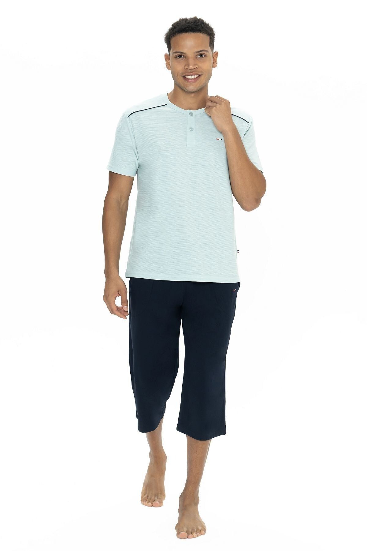 U.S. Polo Assn. U.S. Polo Assn. 18887 Erkek Kısa Kollu Düğmeli Kapri Pijama Takımı