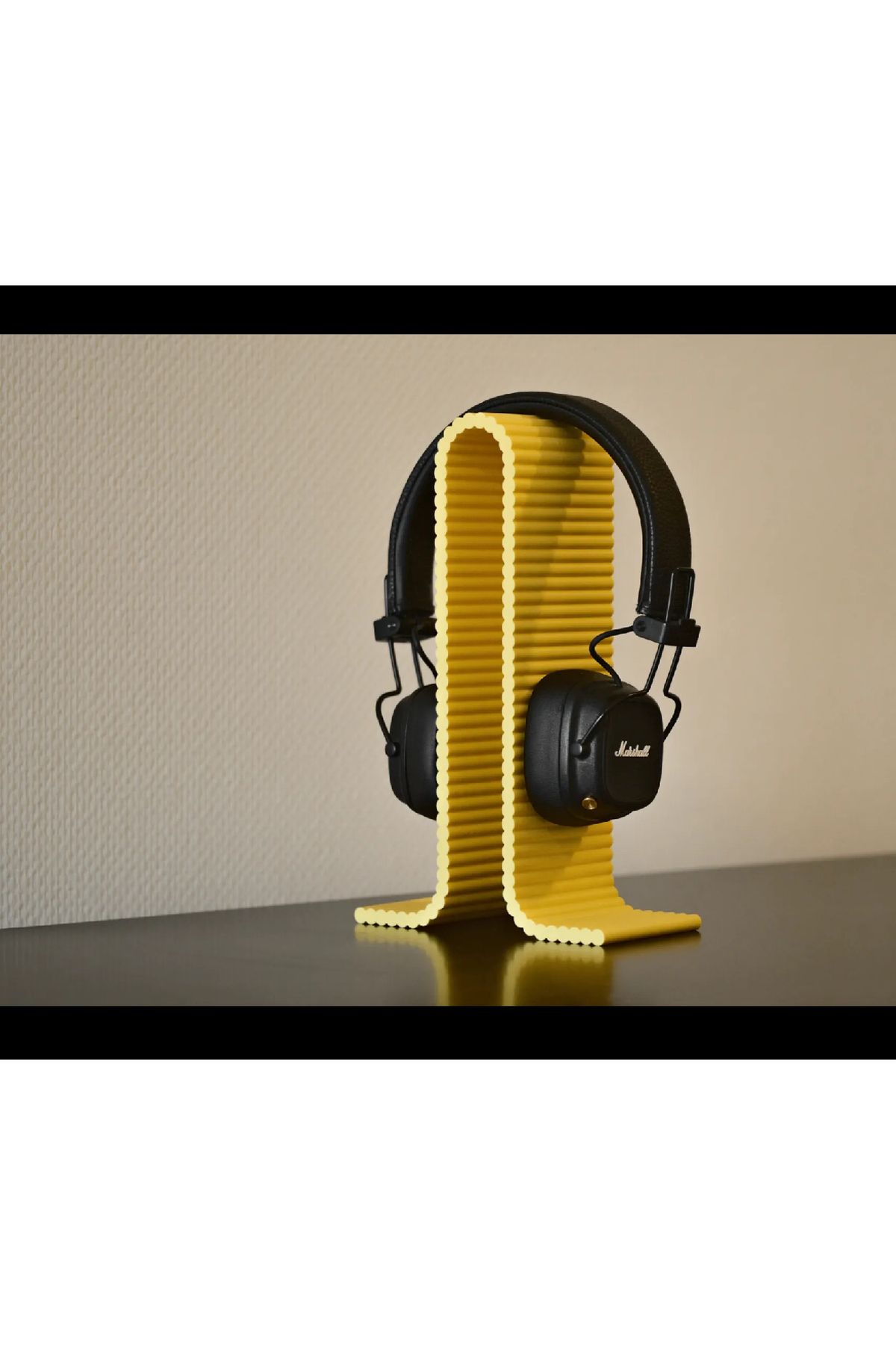 Wuun Store KULAKLIK TUTUCU STAND MASAÜSTÜ SARI 24CM