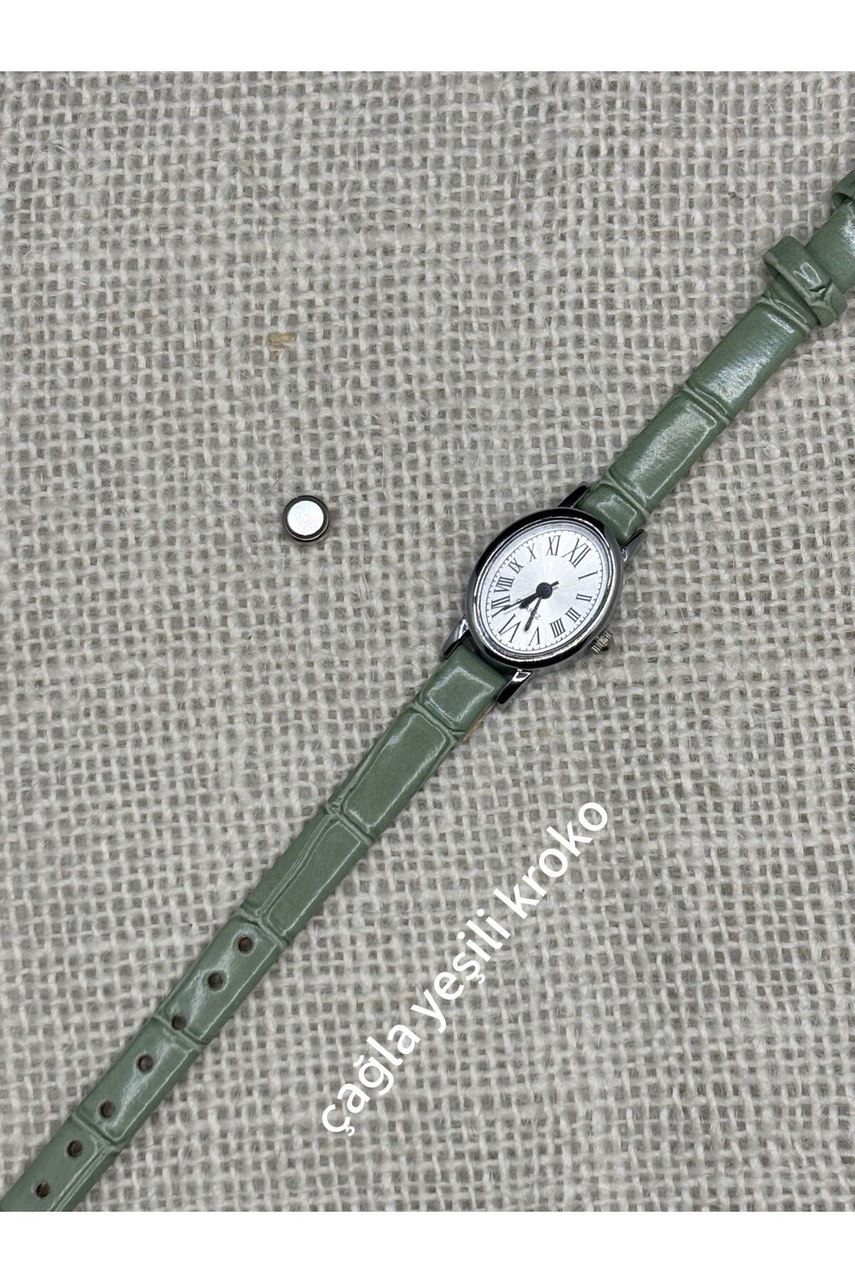 Brality Retro Vintage Model Minimal Kadın Kol Saati GÜMÜŞ Renk Kasa ÇAĞLA YEŞİLİ Kordon (YEDEK PİLLİ) 0109