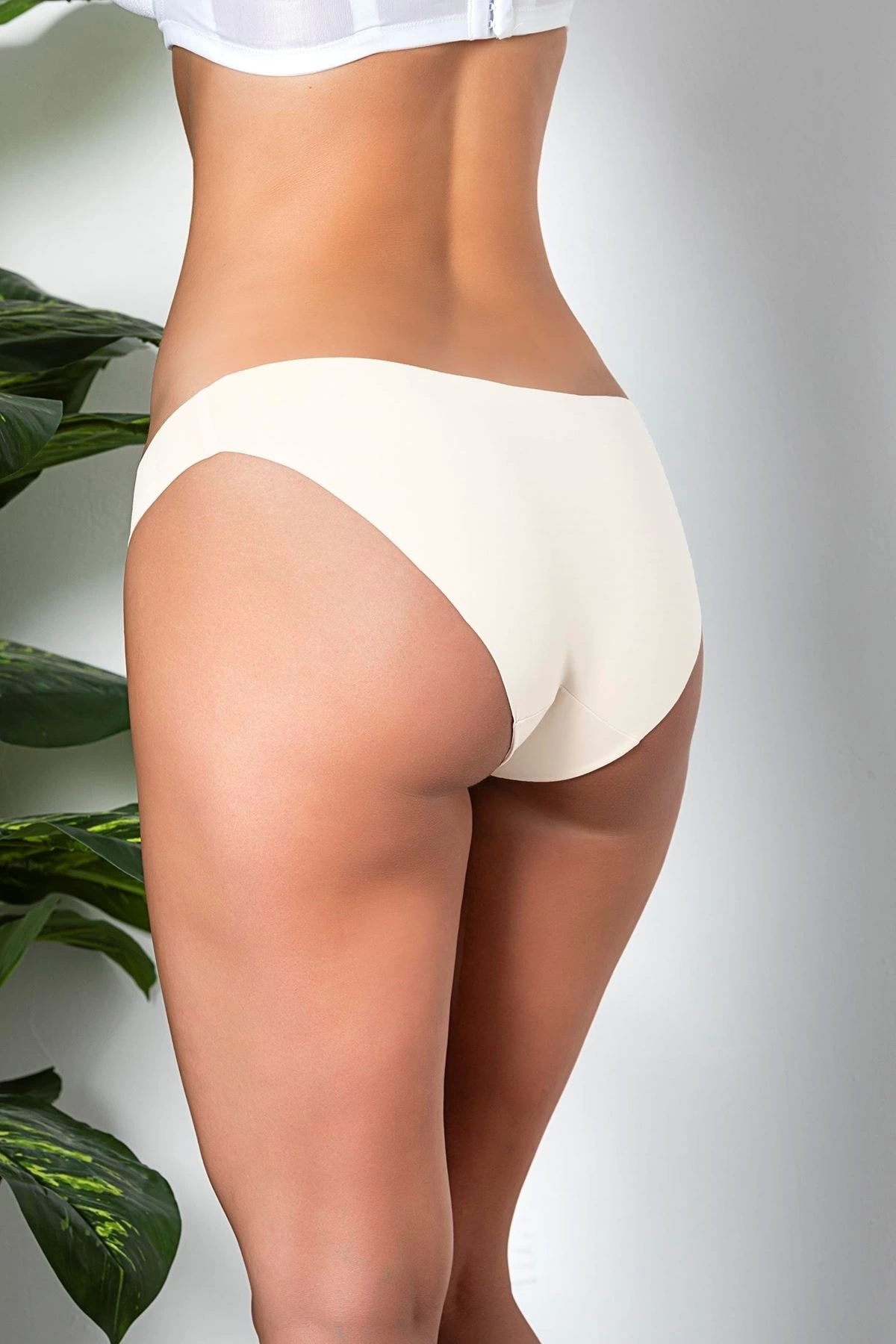 GALLİPOLİ-3-Piece Seamless, Non-Marking, Laser Cut, Slip Panties Ecru (21261) 2