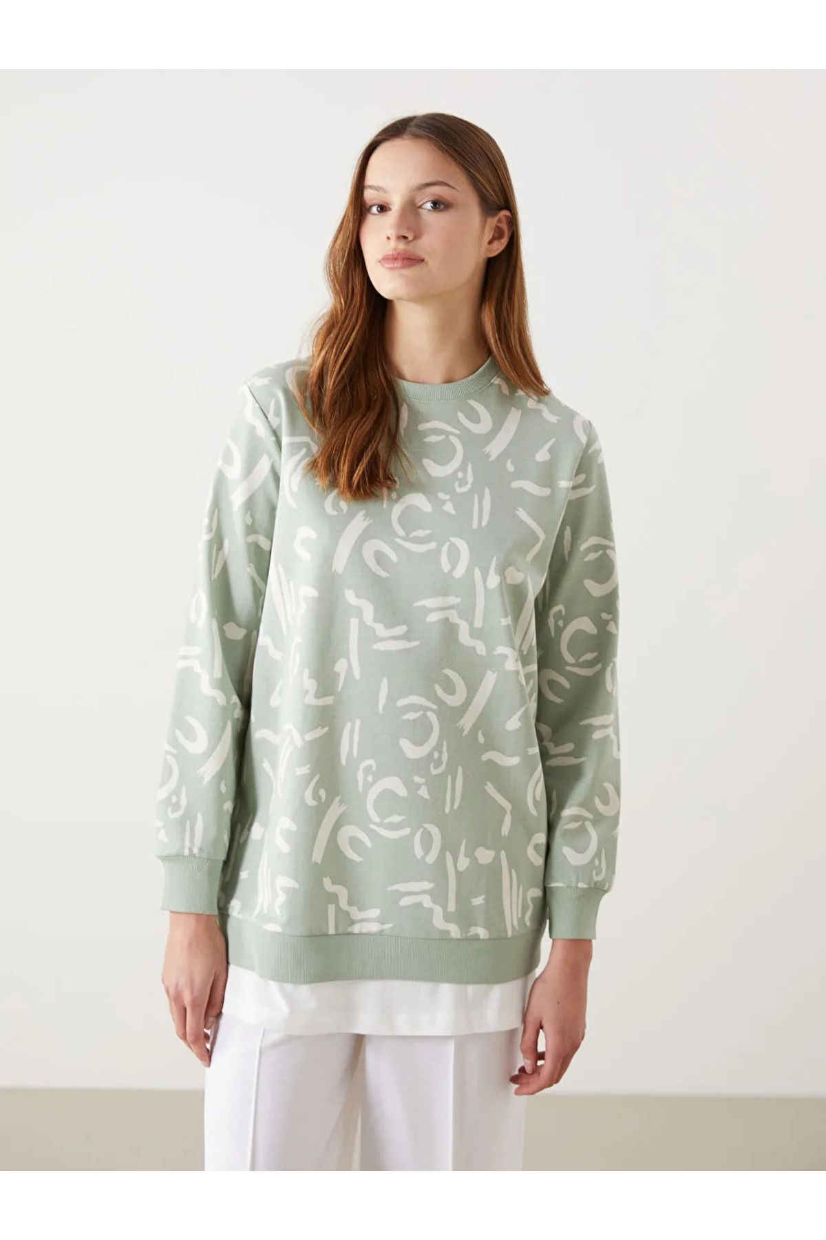 LC Waikiki LCW Modest Yeşil Bisiklet Yaka Desenli Kadın Sweatshirt Tunik