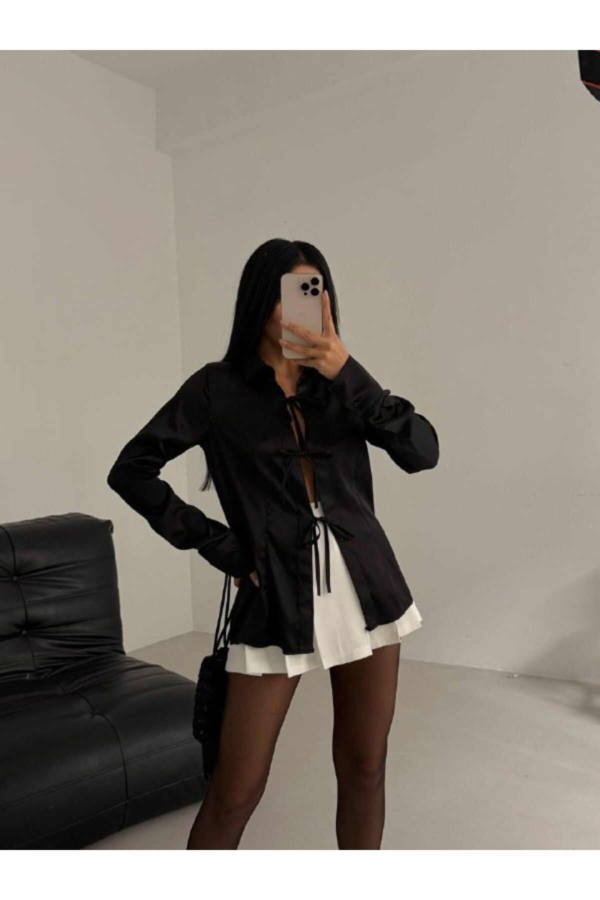 Castivo Fashion Bağcık Detaylı Saten Görünümlü Gömlek Yaka Bluz