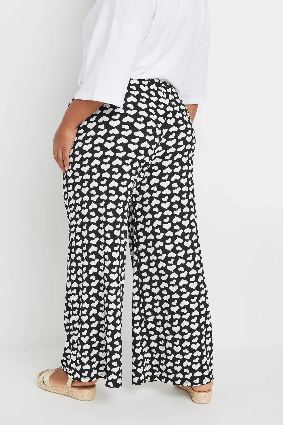 Stil Diva-Plus Size Elastic Waist Wide Leg Heart Patterned Trousers with Pockets 303492 5