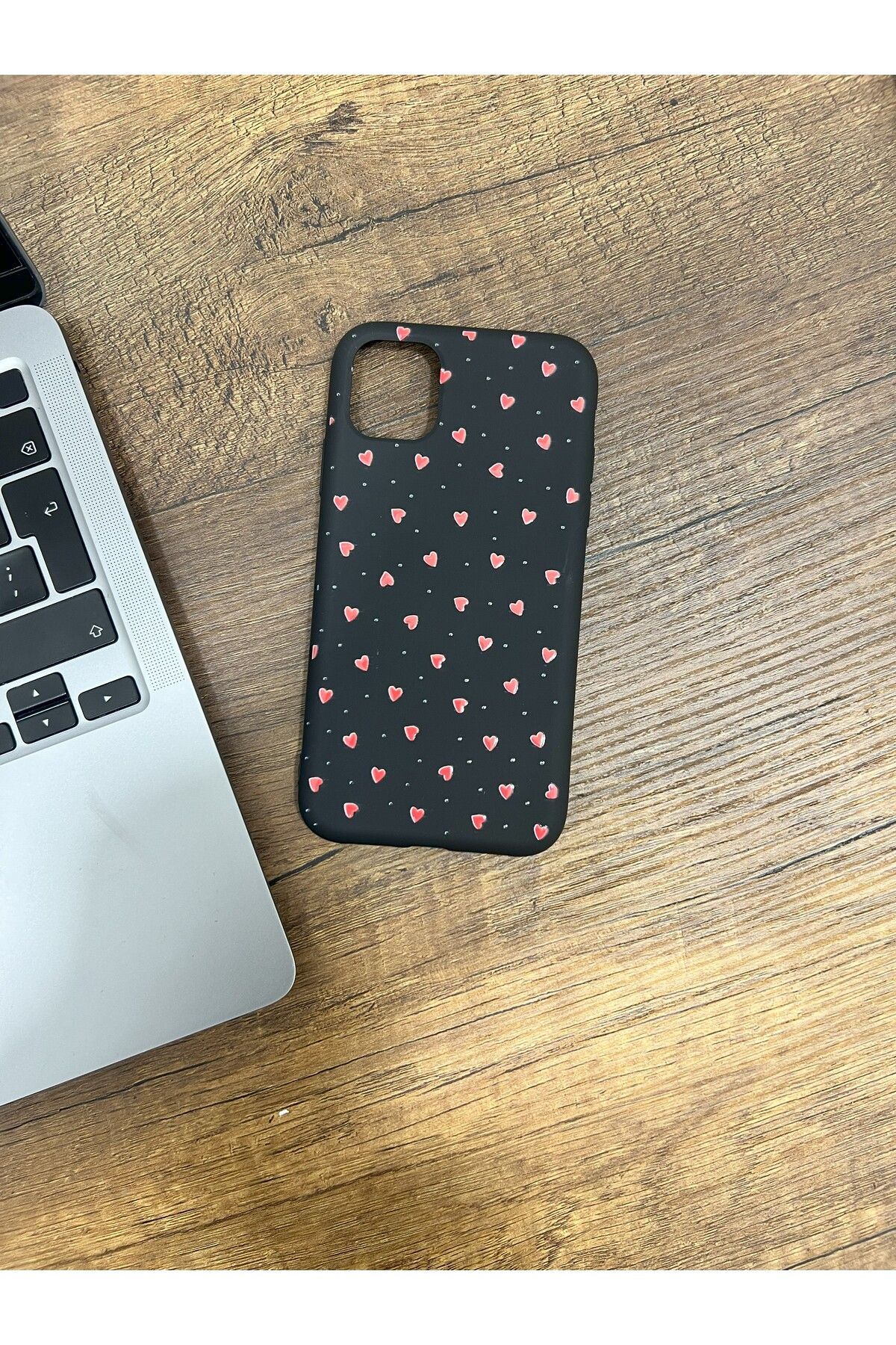 HZR Iphone 11 Siyah Pembe Kalp Desenli Silikon Kılıf