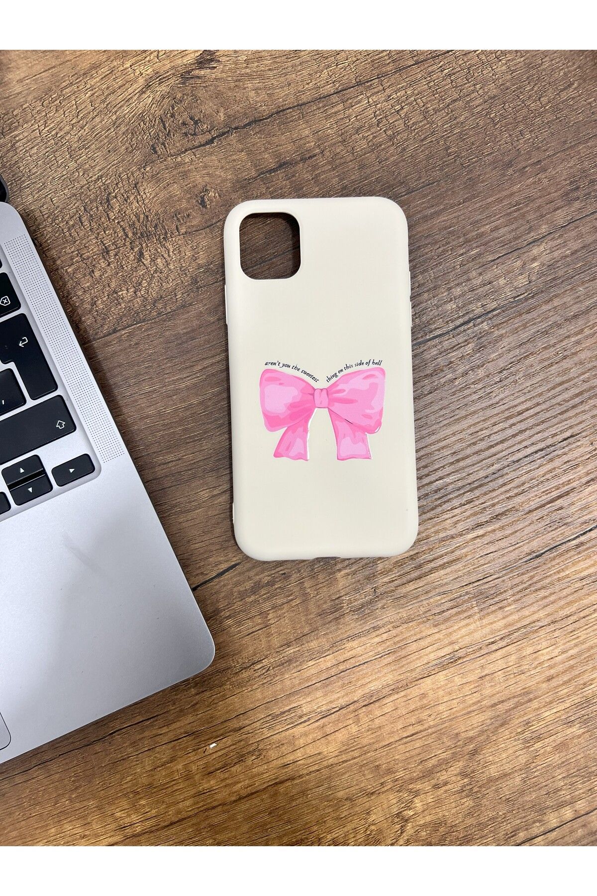 HZR Iphone 11 Beyaz Pembe Kurdele Desenli Silikon Kılıf