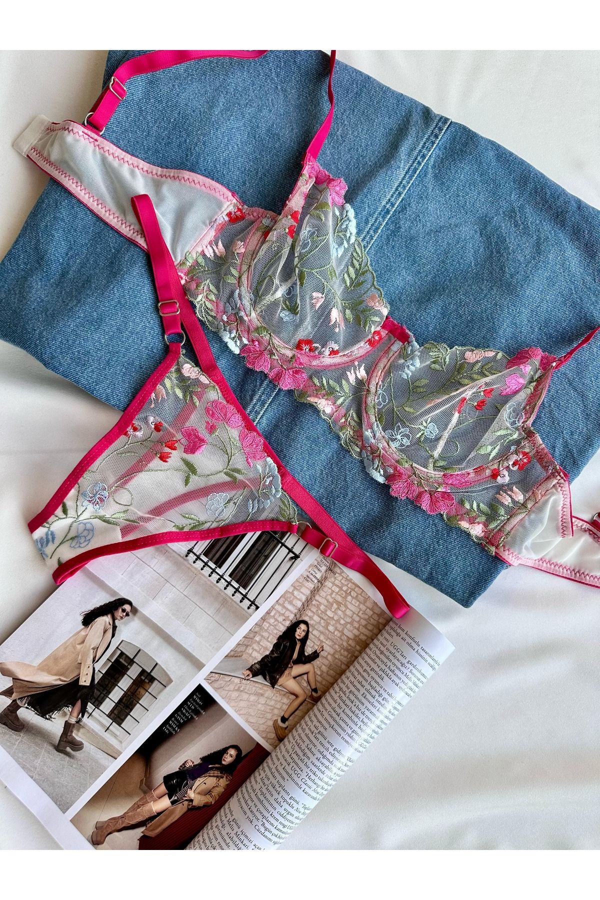 Butik Çiçekli Pembe Kadın Bralet takımı