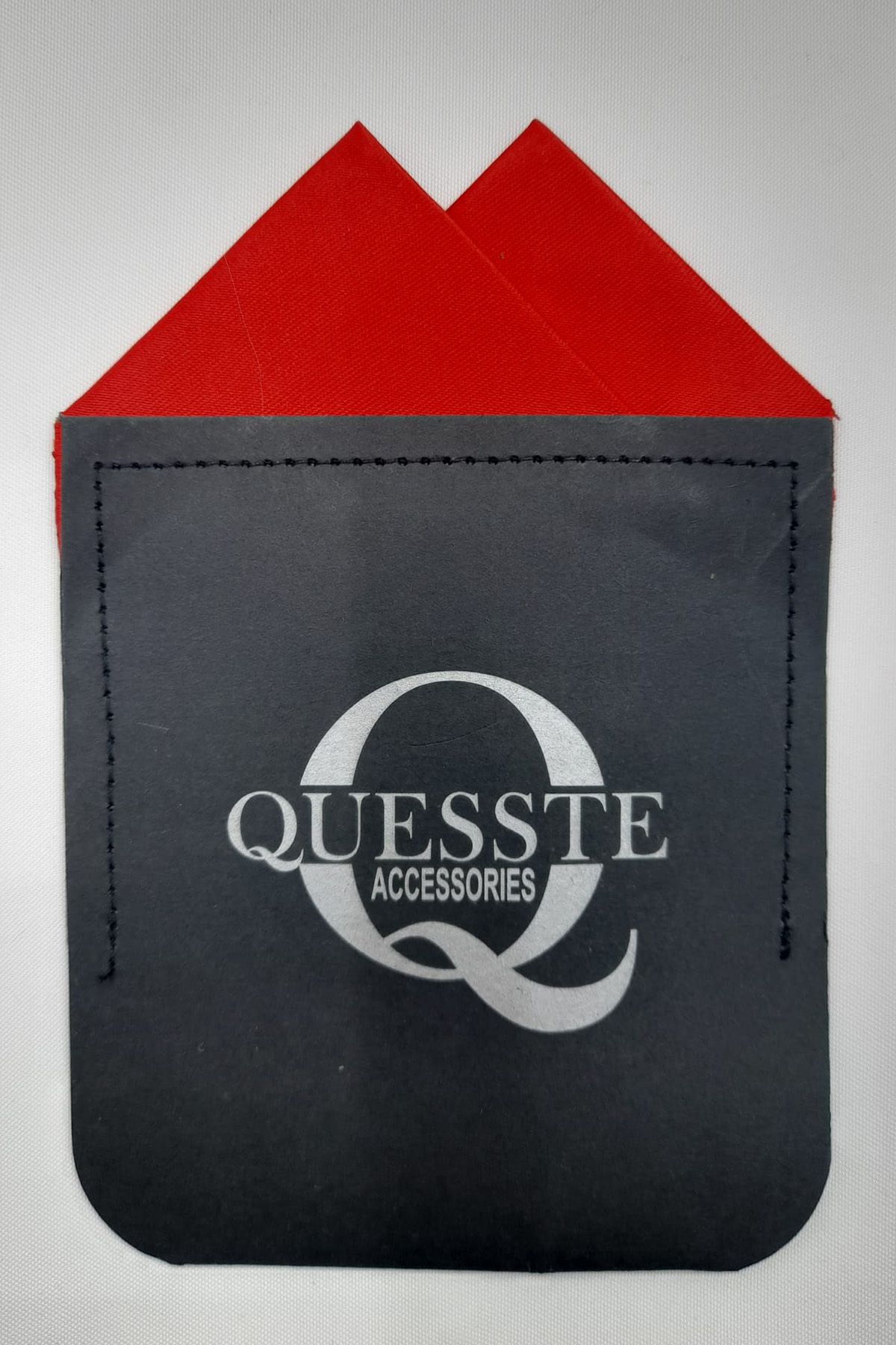Quesste Accessory Erkek Kırmızı Hazır Katlanmış Üçgen Model Cep Yaka Mendili