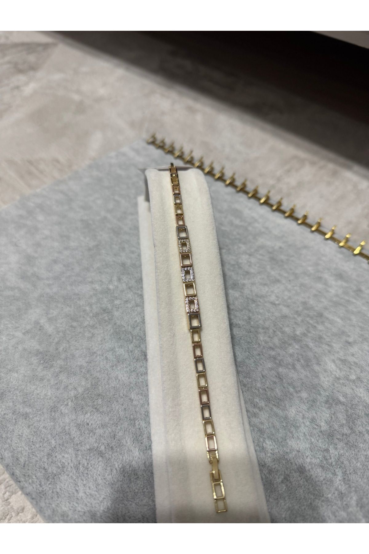 XUPING JEWELRY KADIN 18K ÇELİK BİLEKLİK PASLANMAZ KARARMAZ