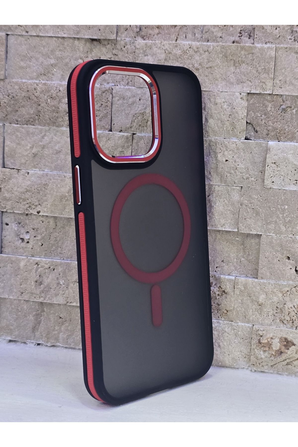 FATÖZ ACCESSORY İphone 15 Pro Max Uyumlu Kablosuz Şarj Destekli Antişok Korumalı Mat Siyah Buzlu Yüzeyli Sert Kılıf