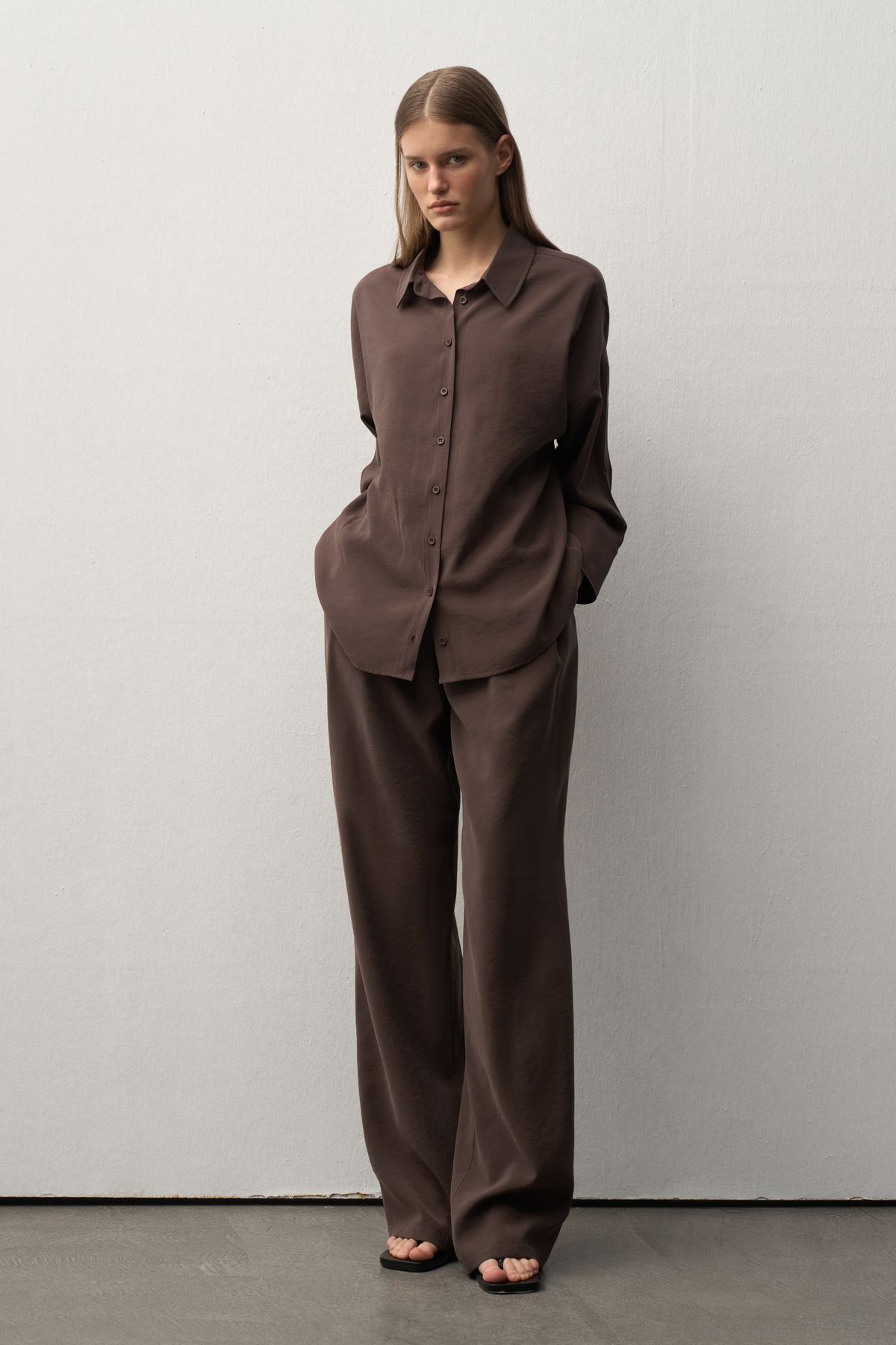 Mathilda By Çiğdem Bilici Kadın Acı Kahve Lora Oversize Gömlek