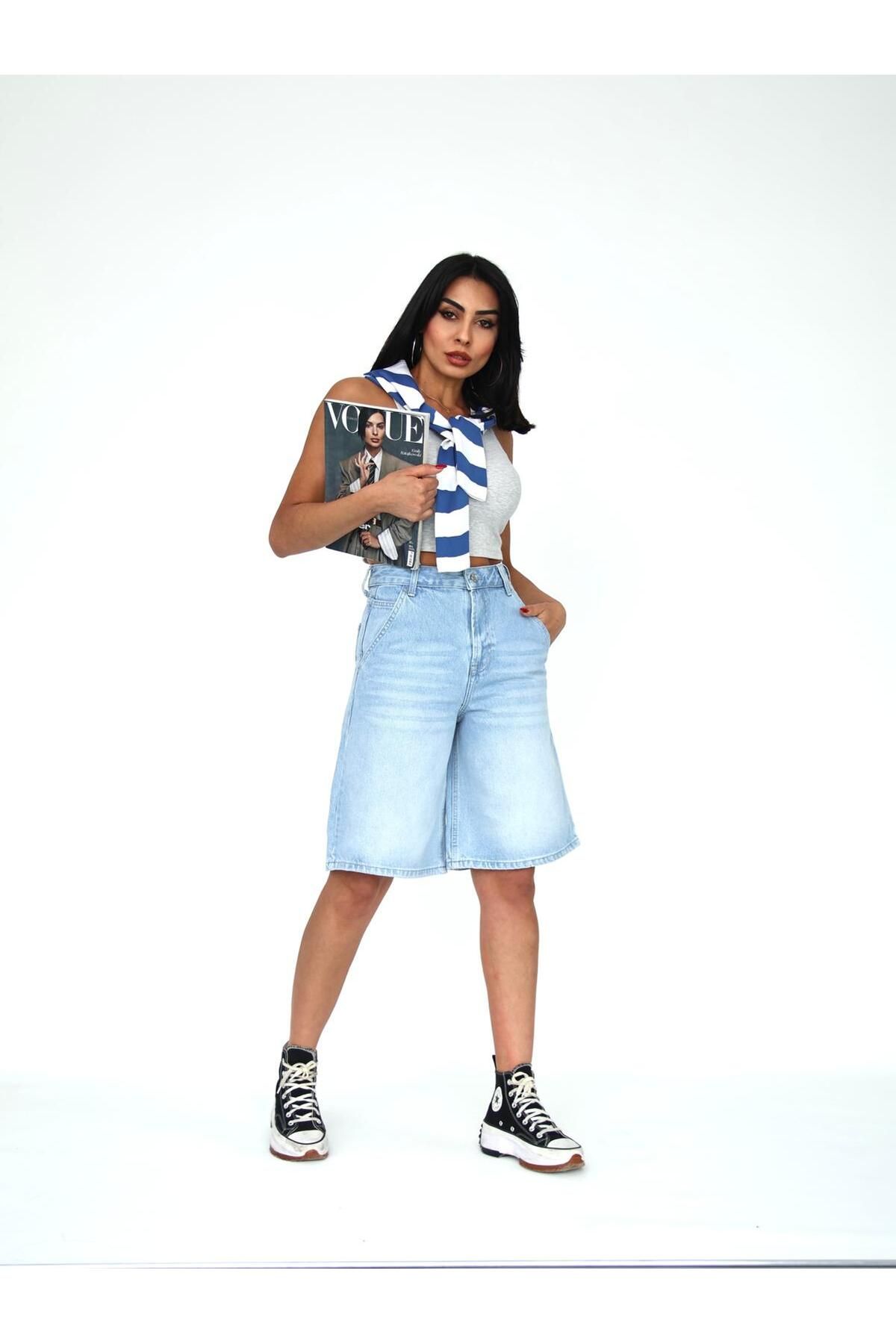 Zeo Basic-Ice Wash Bermuda Shorts 2