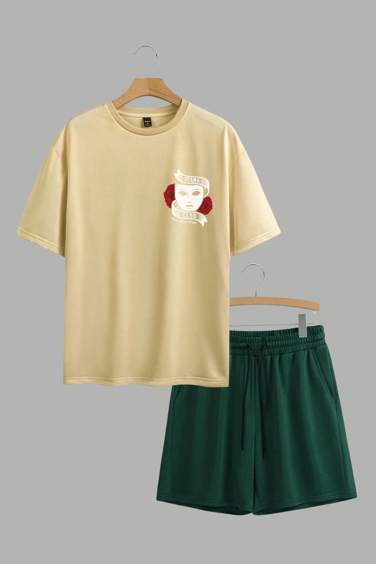 MELADYAN DramaClubÜst Baskılı Bej T-shirt Yeşil Şort Alt Üst Takım
