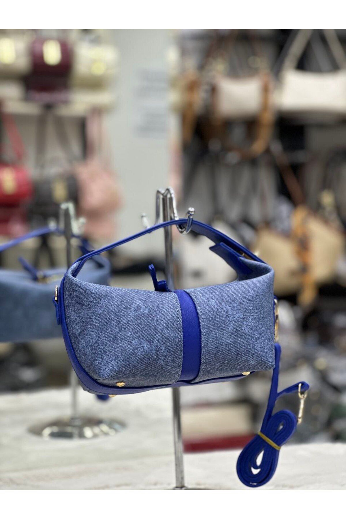 bynarincollection günlük sandal model kol çantası