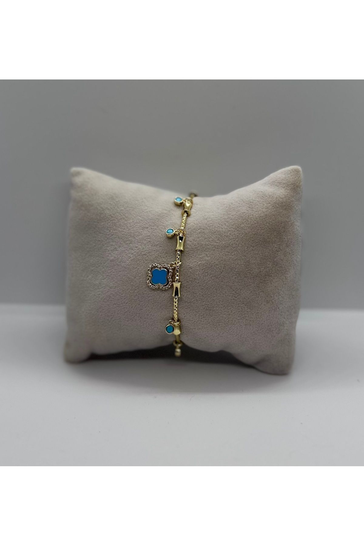 TILSIM TAKI ÇELİK MAVİ CHARM LI GOLD BİLEKLİK