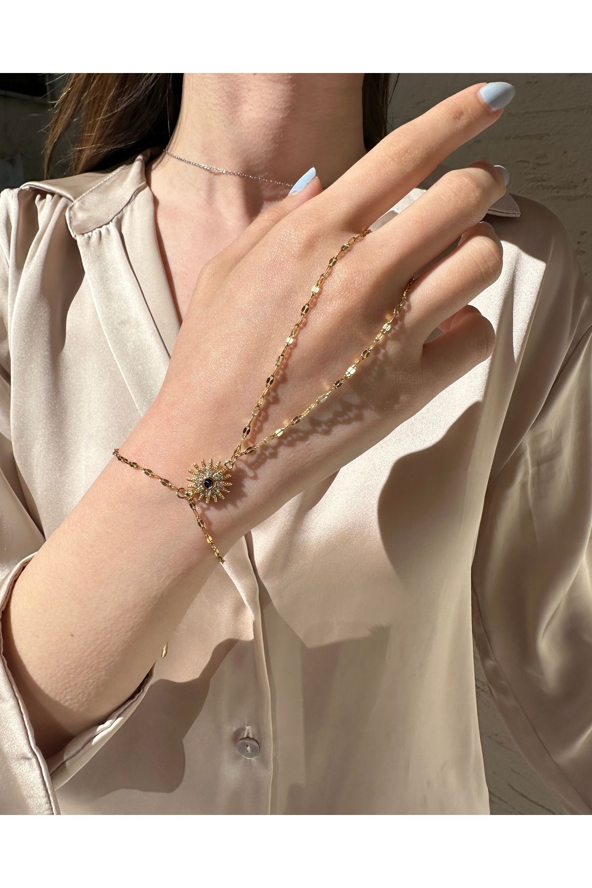 Lilac Jewelry 316L Çelik Gold Zirkon Taşlı Güneş Şahmeran Bileklik