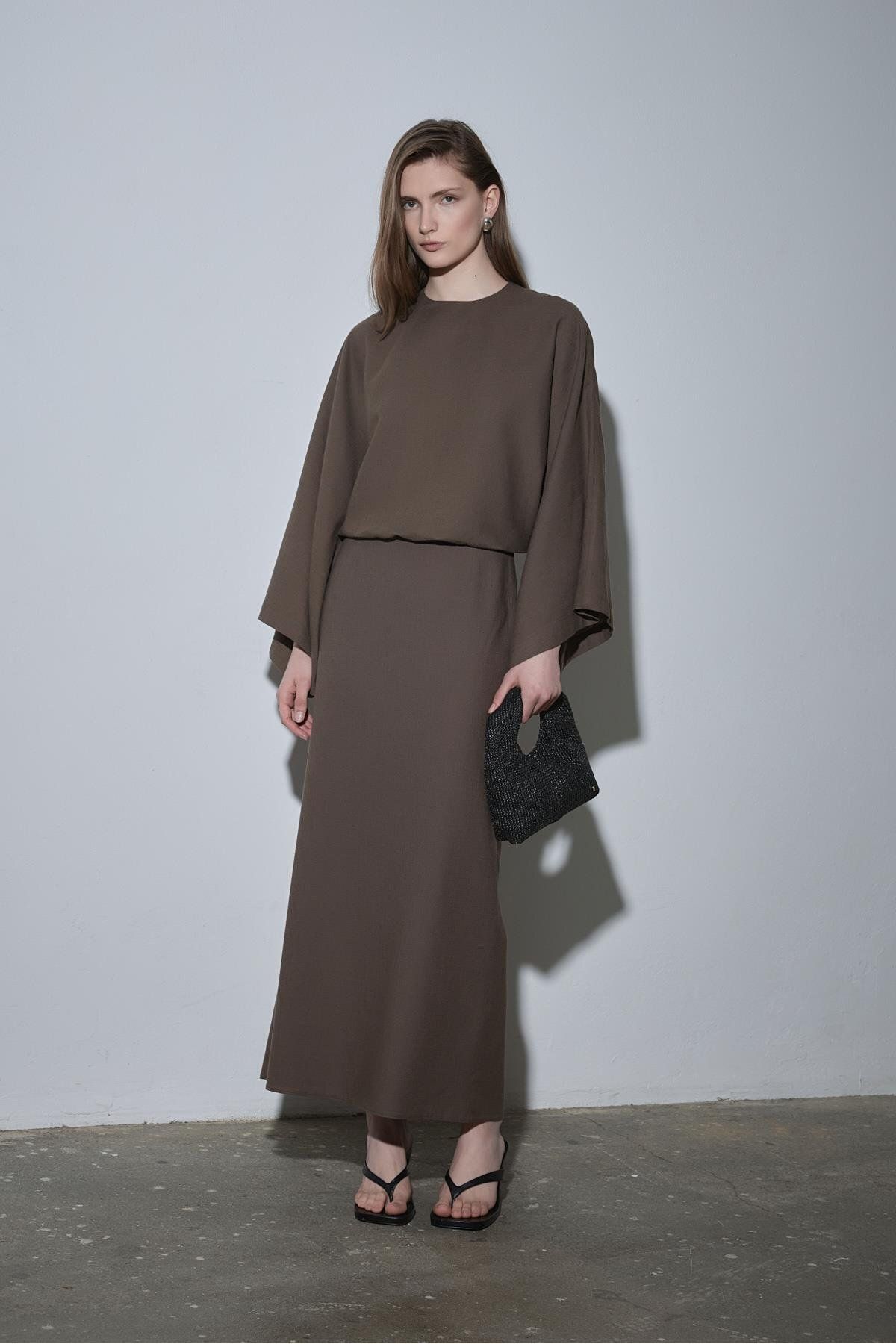 Suud Collection Kahverengi Jaylen Yarasa Kol Keten Bluz