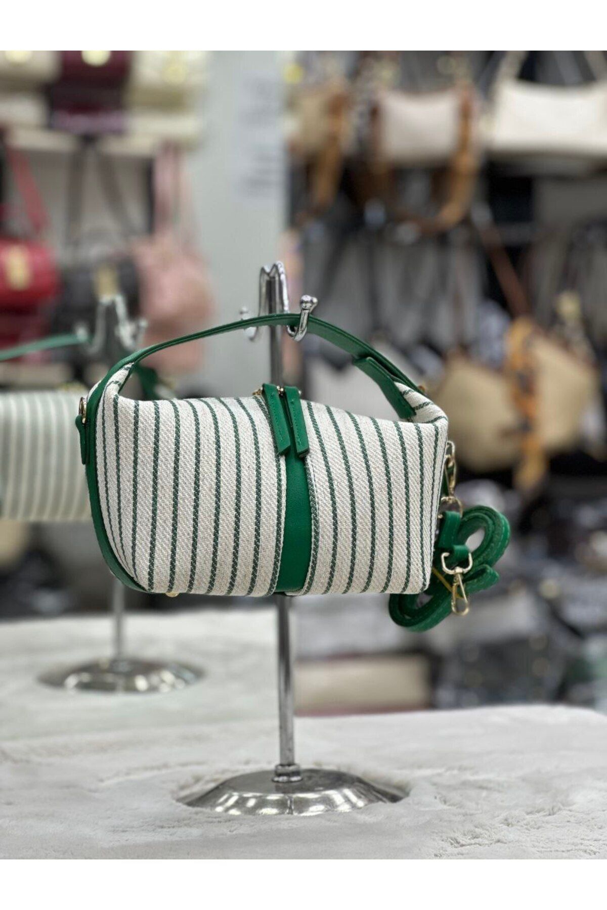 bynarincollection günlük sandal model kol çantası