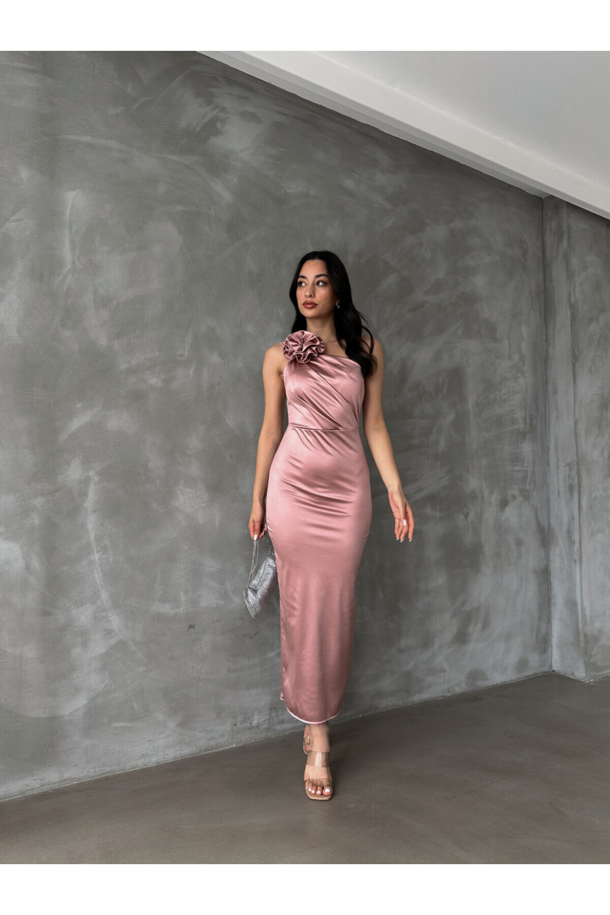 ADA MODA-Women's midi dress with bare shoulder 3