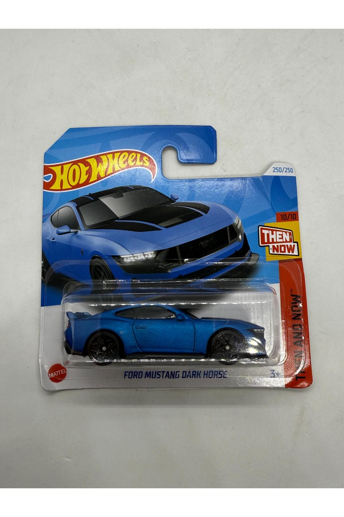HOT WHEELS Ford Mustang Dark Horse *Mavi