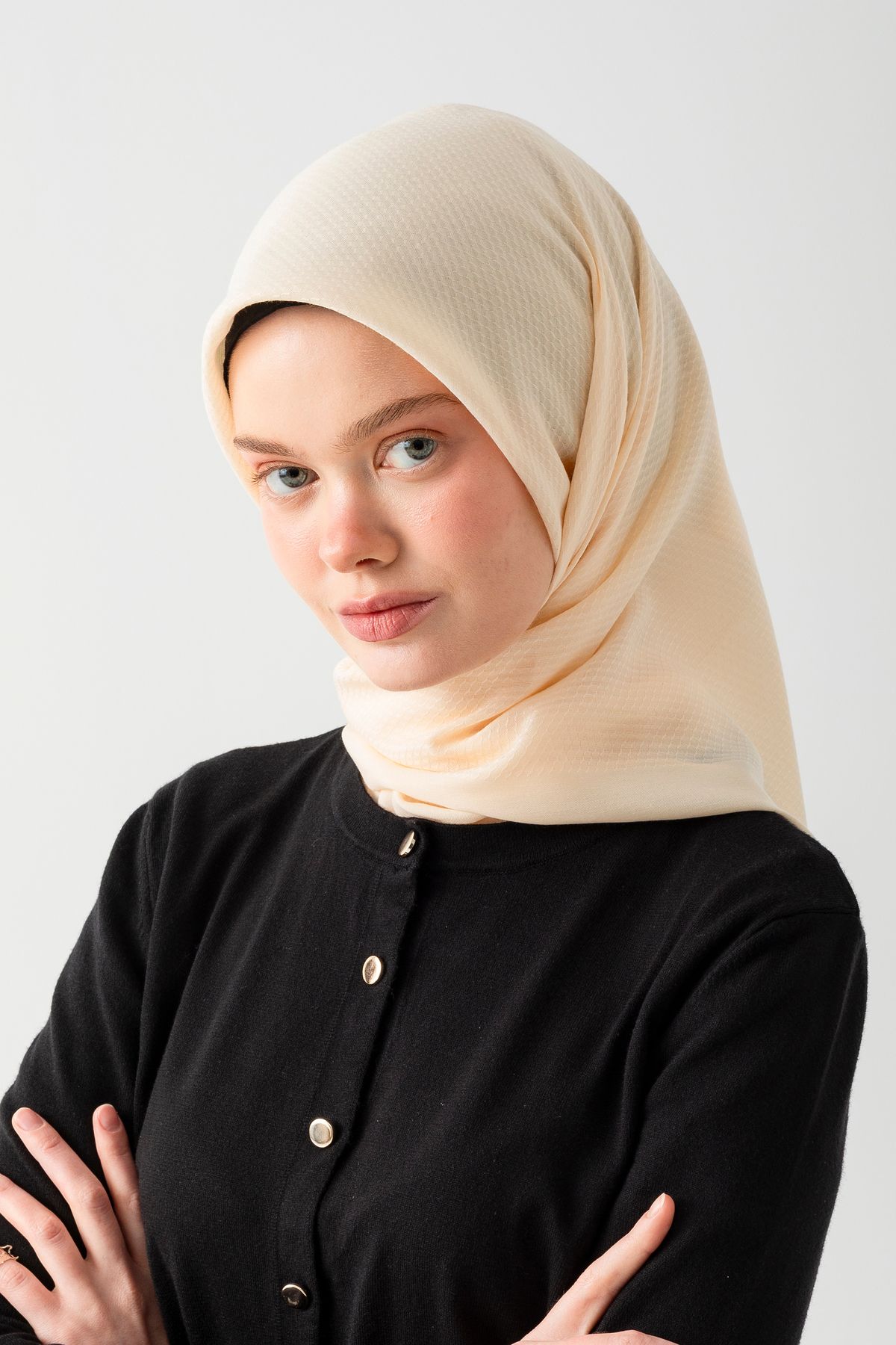 Wega Moda Pamuk Jakar Eşarp, Doğal Ve Şık Görünüm, Jakarlı Pamuk Eşarp, Soft Pamuk Eşarp.