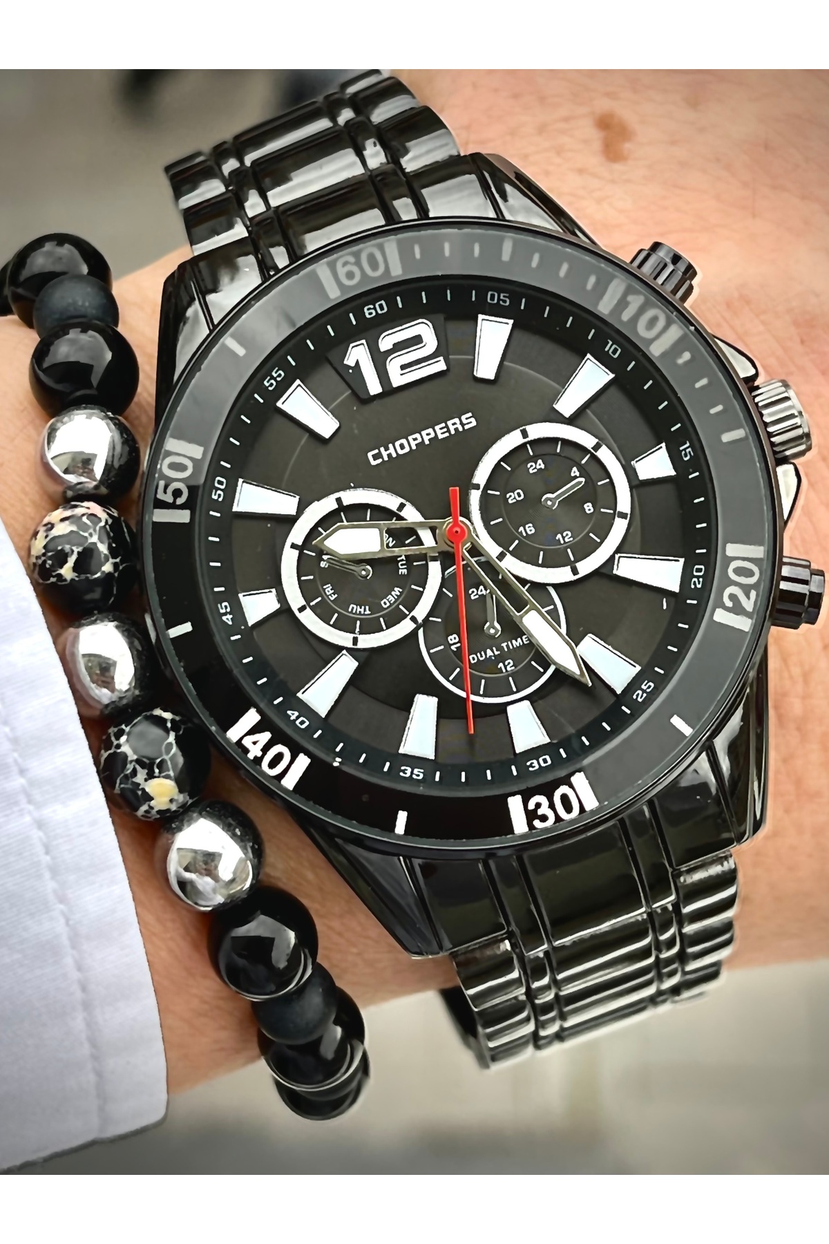 ساعت مچی ورزشی شیک مردانه فصلی همراه با بند و هدیه