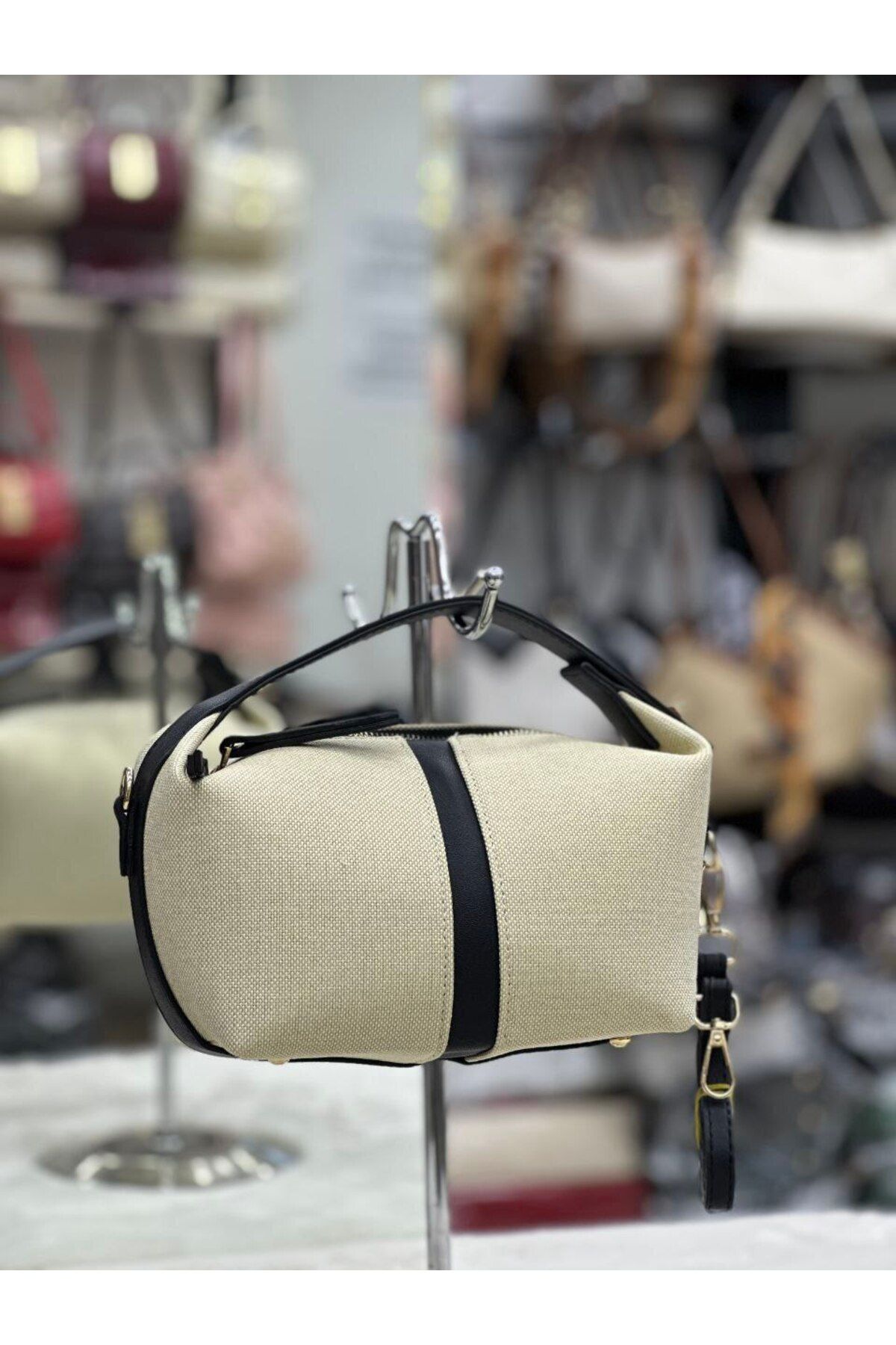 bynarincollection günlük sandal model kol çantası