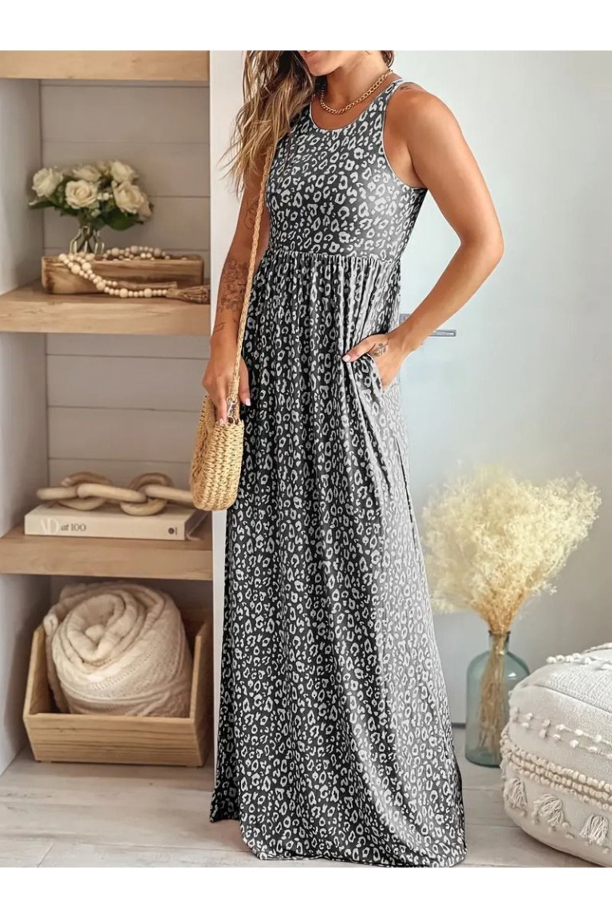 Gökyüzü Moda Kadın Kalın Askılı Yuvarlak Yaka Cepli Süprem Maksi Elbise