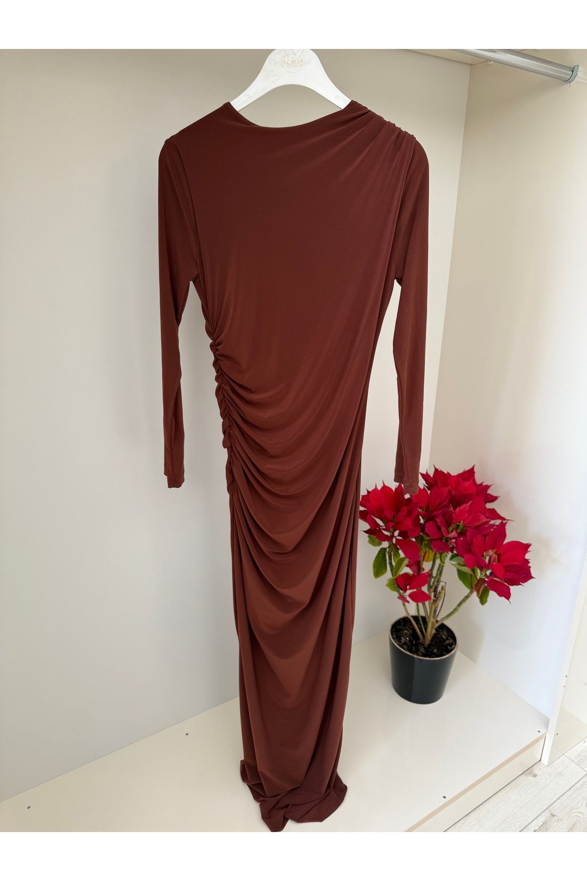 Sobe Drape Detaylı Uzun Yırtmaçlı Elbise