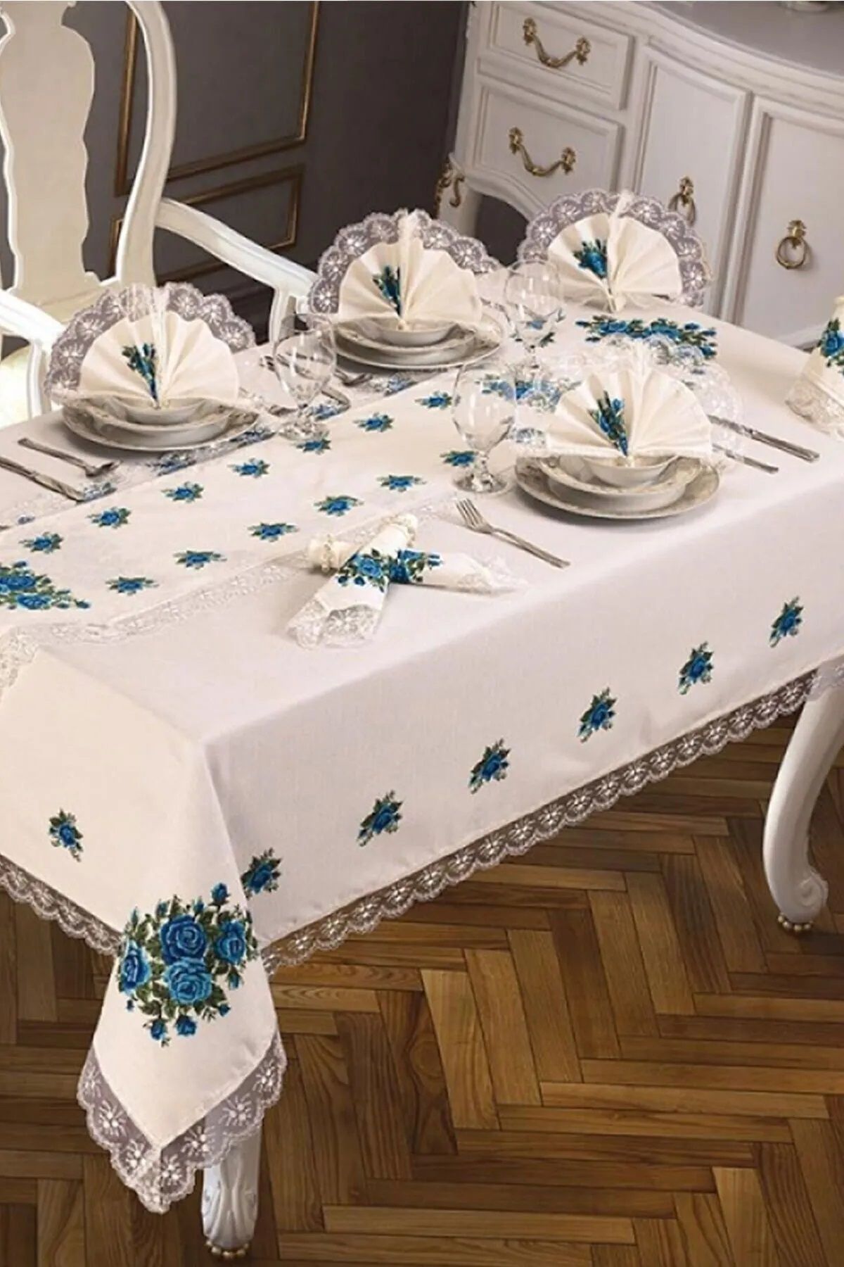 Cardea Home Collection Kanaviçe Baskılı Masa Örtüsü Takımı 8 Kişilk 18 Parça