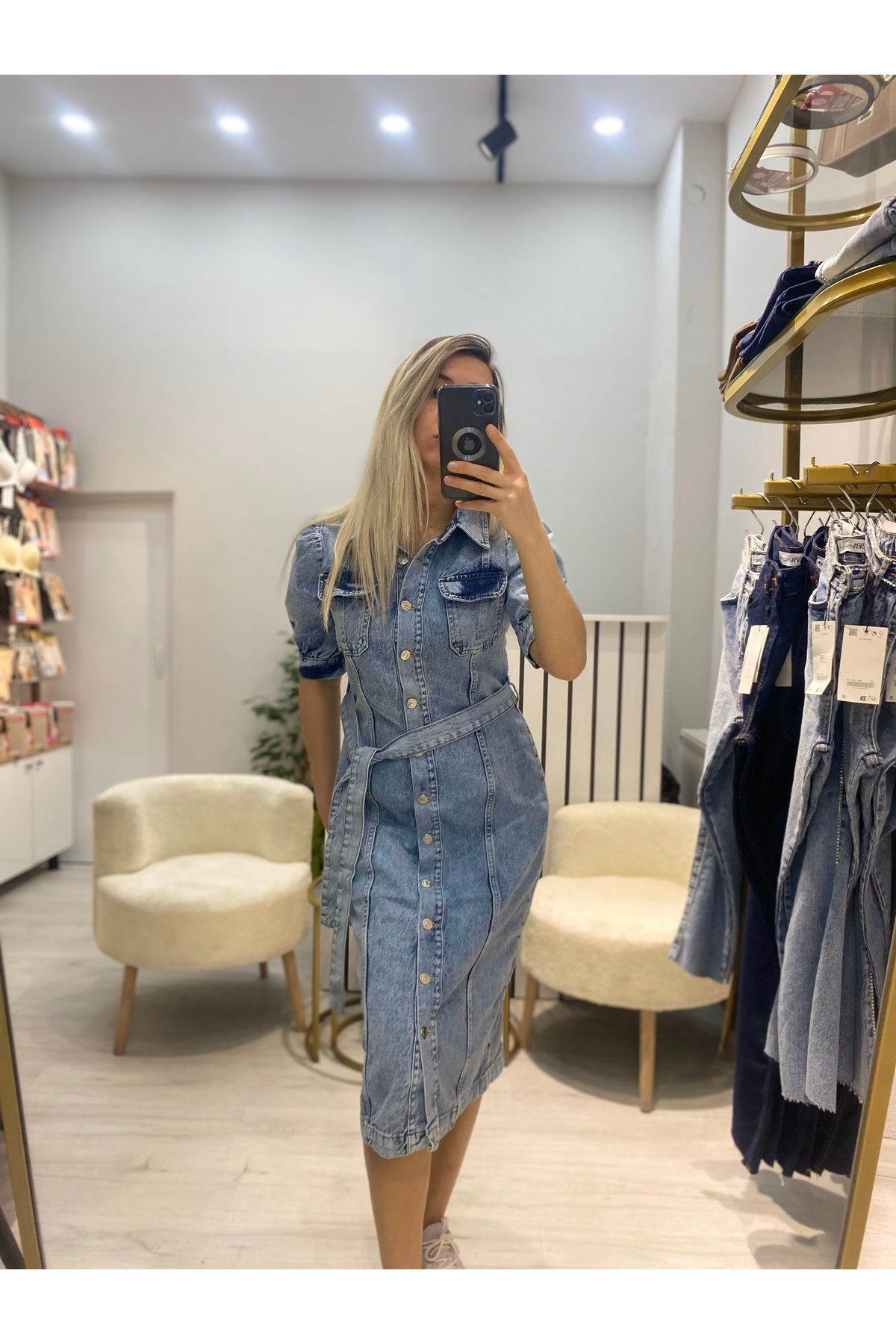 Roseden Kadın Açık Mavi Önü Düğmeli Prenses Kol Beli Kuşaklı Kemerli Midi Boy Jean Kot Elbise