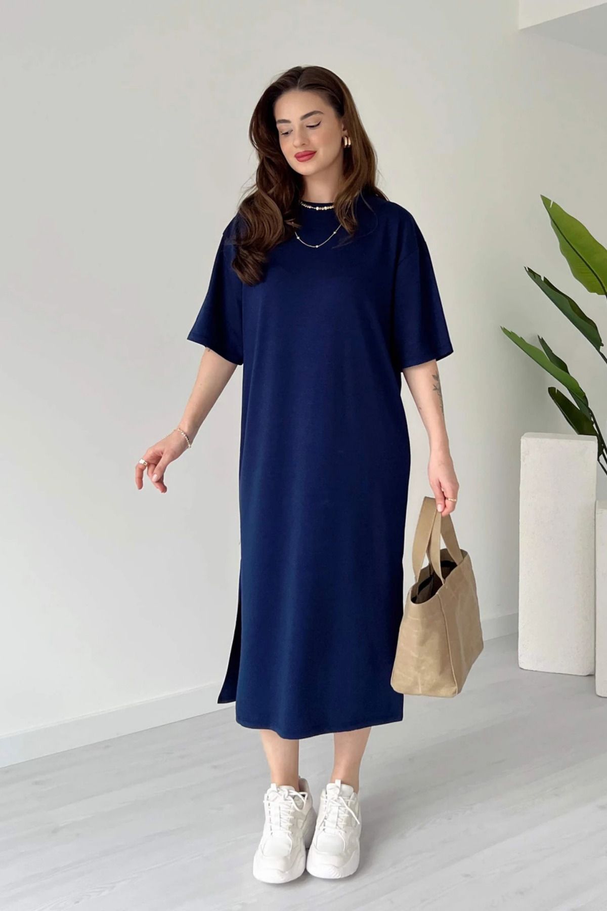 MODAMİNEM Kadın Yanı Yırtmaçlı Oversize Modal Elbise
