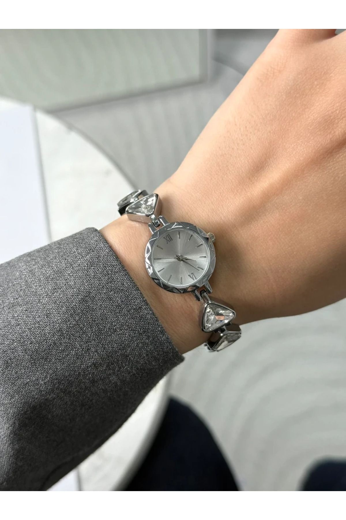 RoseandRoses Colette Taşlı Kordon Yeni Sezon Kadın Kol Saati Gümüş (Beyaz Kadran)