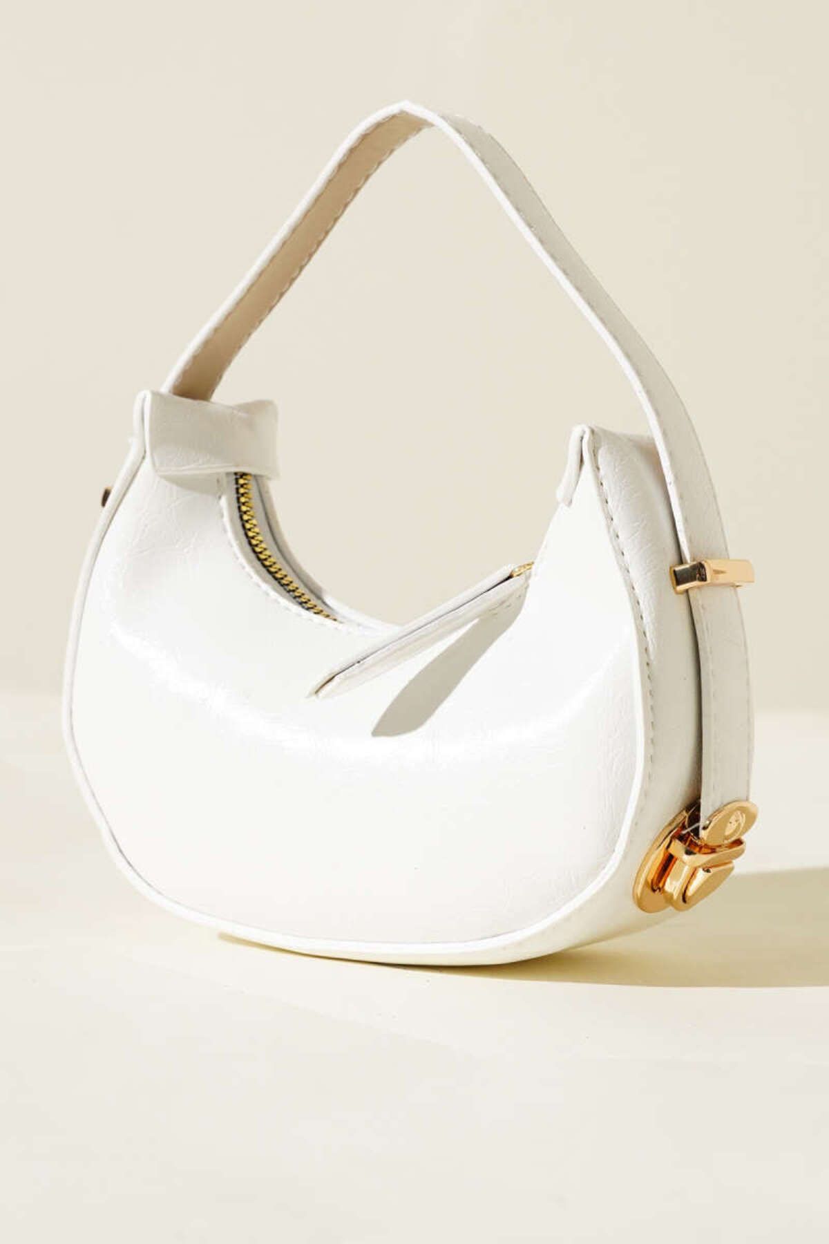 Tugchic Bags Kırışık Rugan Mini Baget Çanta Beyaz