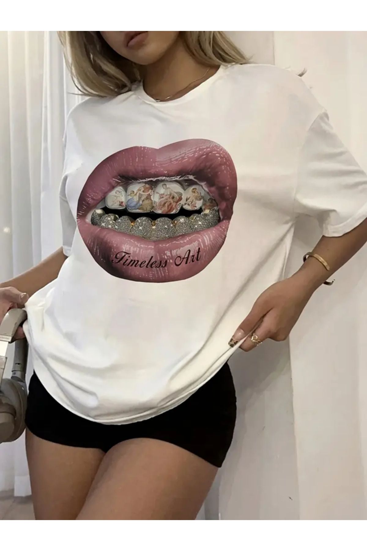 FULL TOLERANCE Dudak Timeless Art Pırlanta baskılı Tshirt