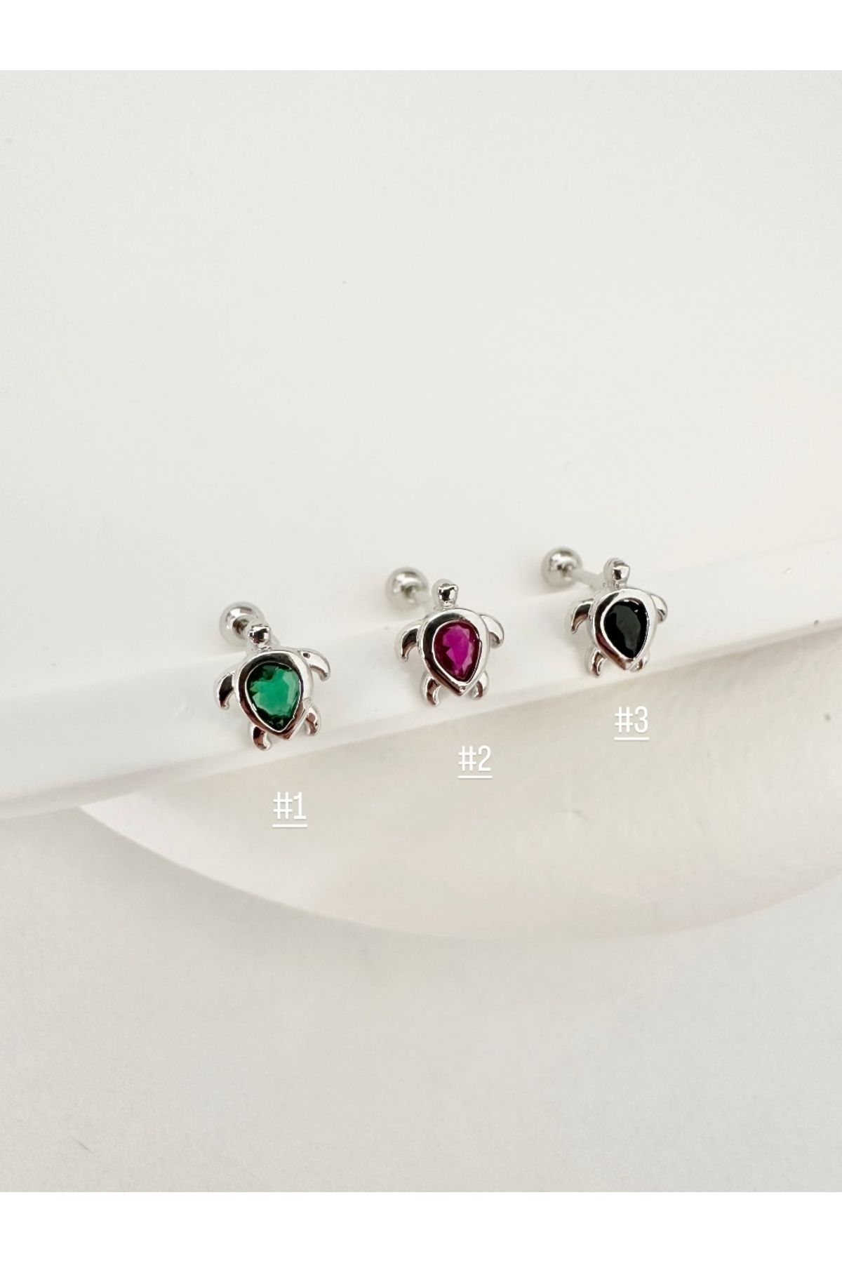 My Bellas Jewels Cerrahi Çelik Kaplumbağa Piercing Küpe, Helix, Tragus, Flat, Lobe Uyumlu (1 Adet)