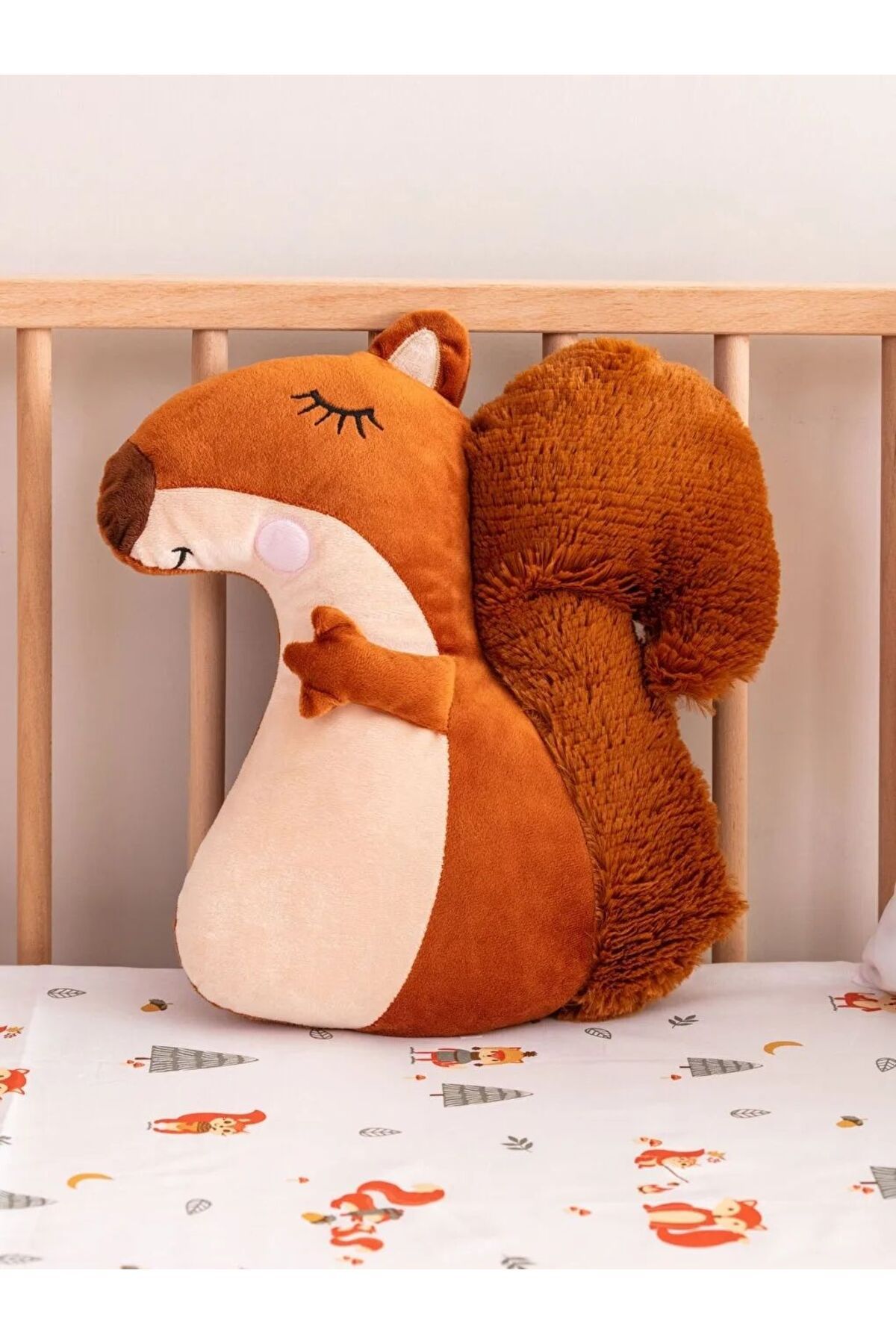LC Waikiki Kahverengi Dolgulu Sincap Bebek Kırlent 38 cm