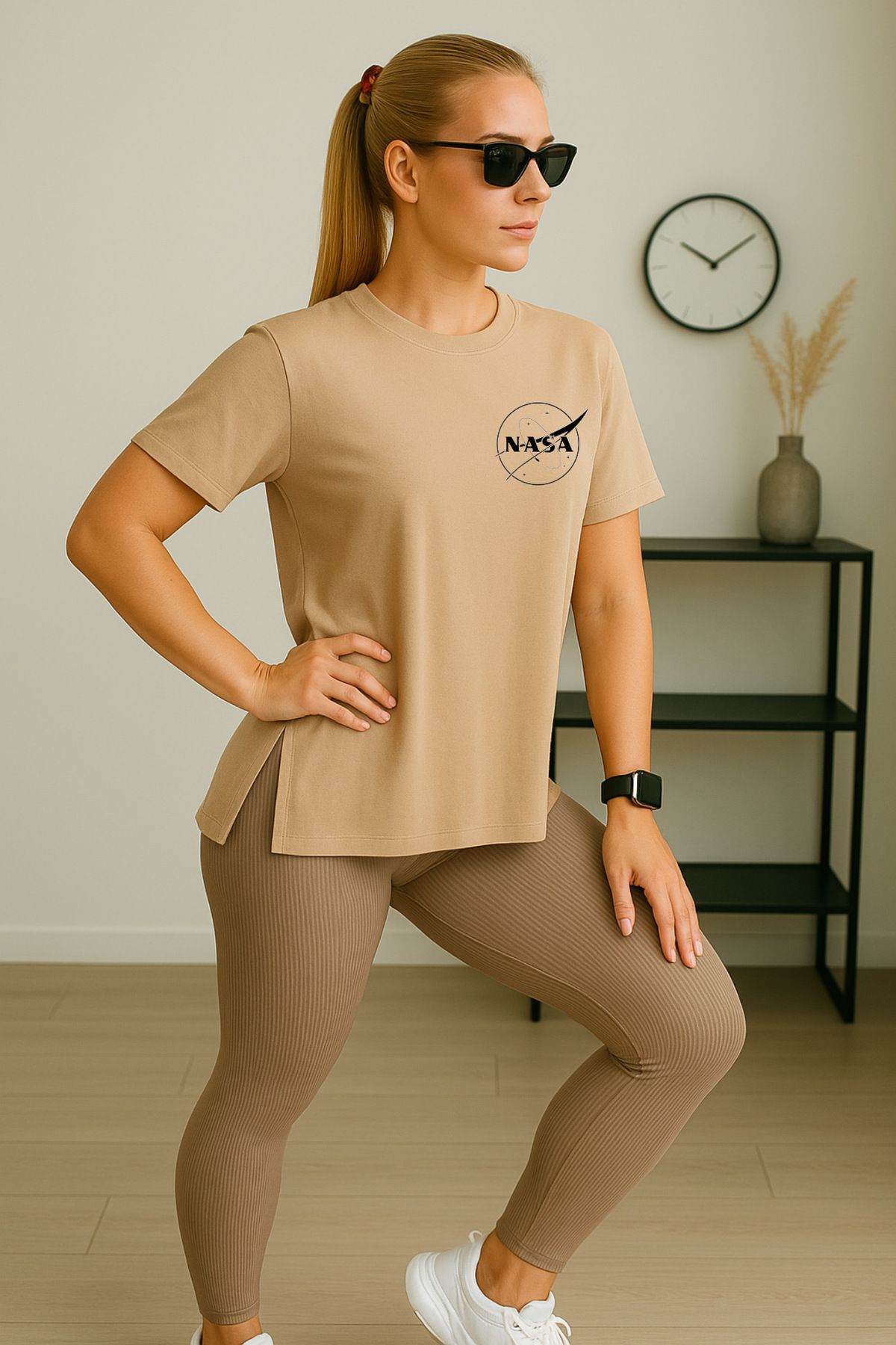 Minikelya BİSİKLET YAKA OVERSİZE YIRTMAÇLI TİŞÖRT VE TOPARLAYICI FİTİLLİ TAYT 2 Lİ TAKIM