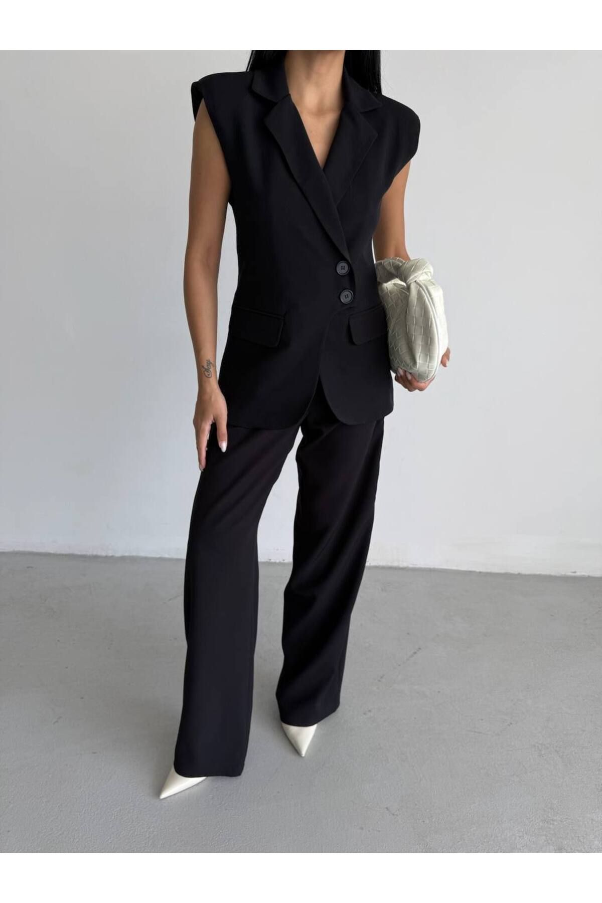 Castivo Fashion Kapak Yaka Düğme Detaylı Takım Ceket & Pantolon