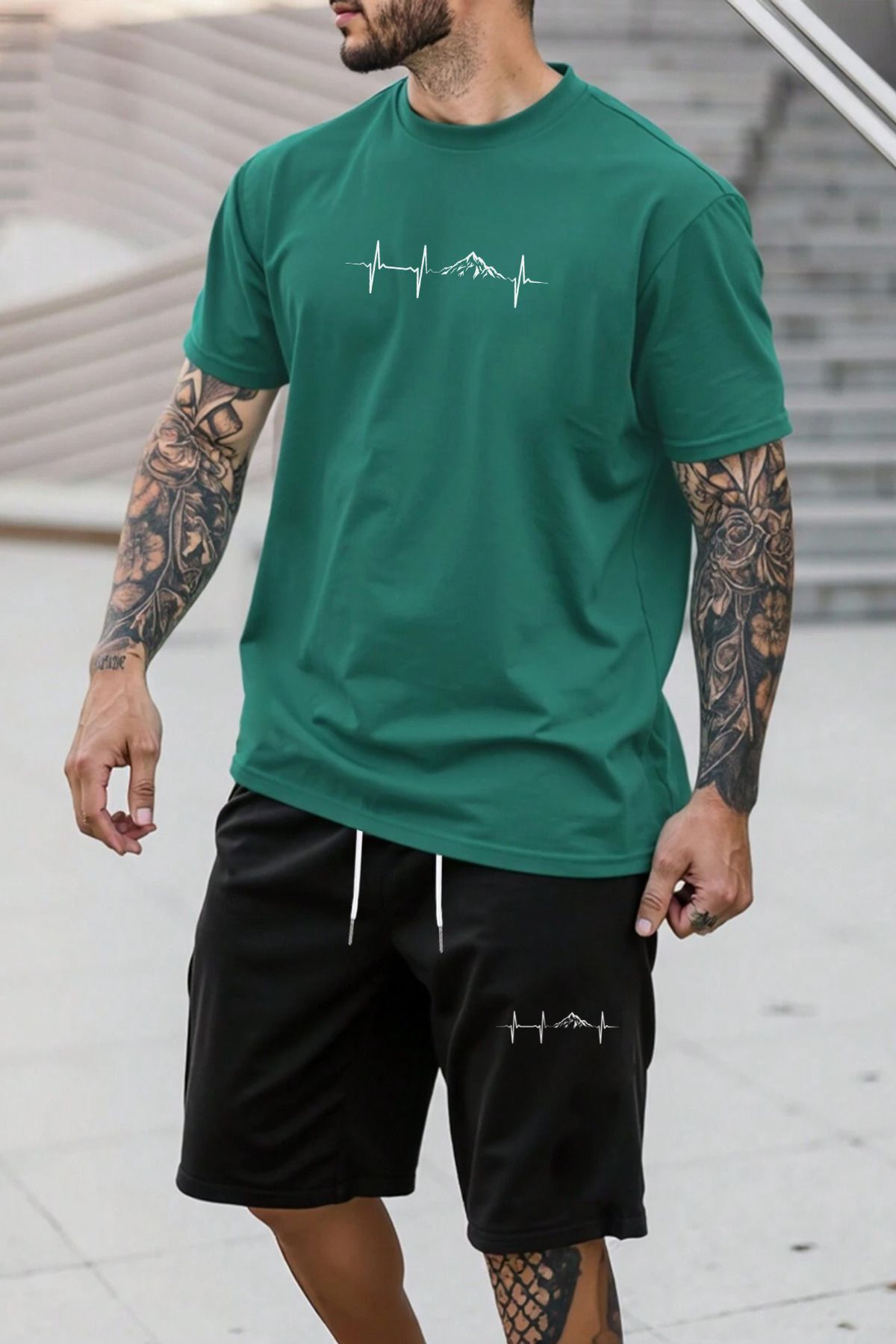 MELADYAN Ritim Dağ Baskılı Yeşil T-shirt Siyah Şort Alt Üst Takım