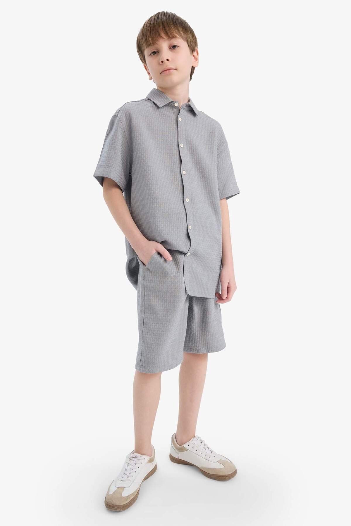 DeFacto-Boy's Regular Fit Textured Shorts E7014A825Hs 3