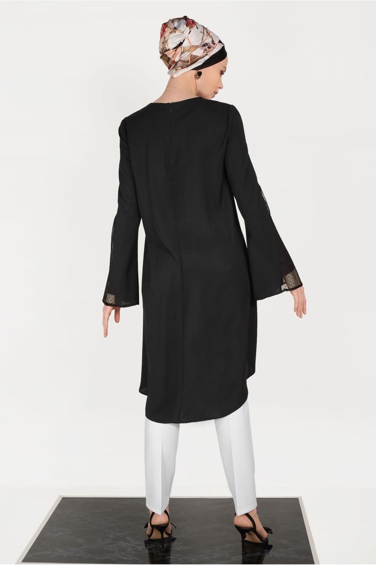 Alvina-Tunic with Tulip Sleeves 40444 4
