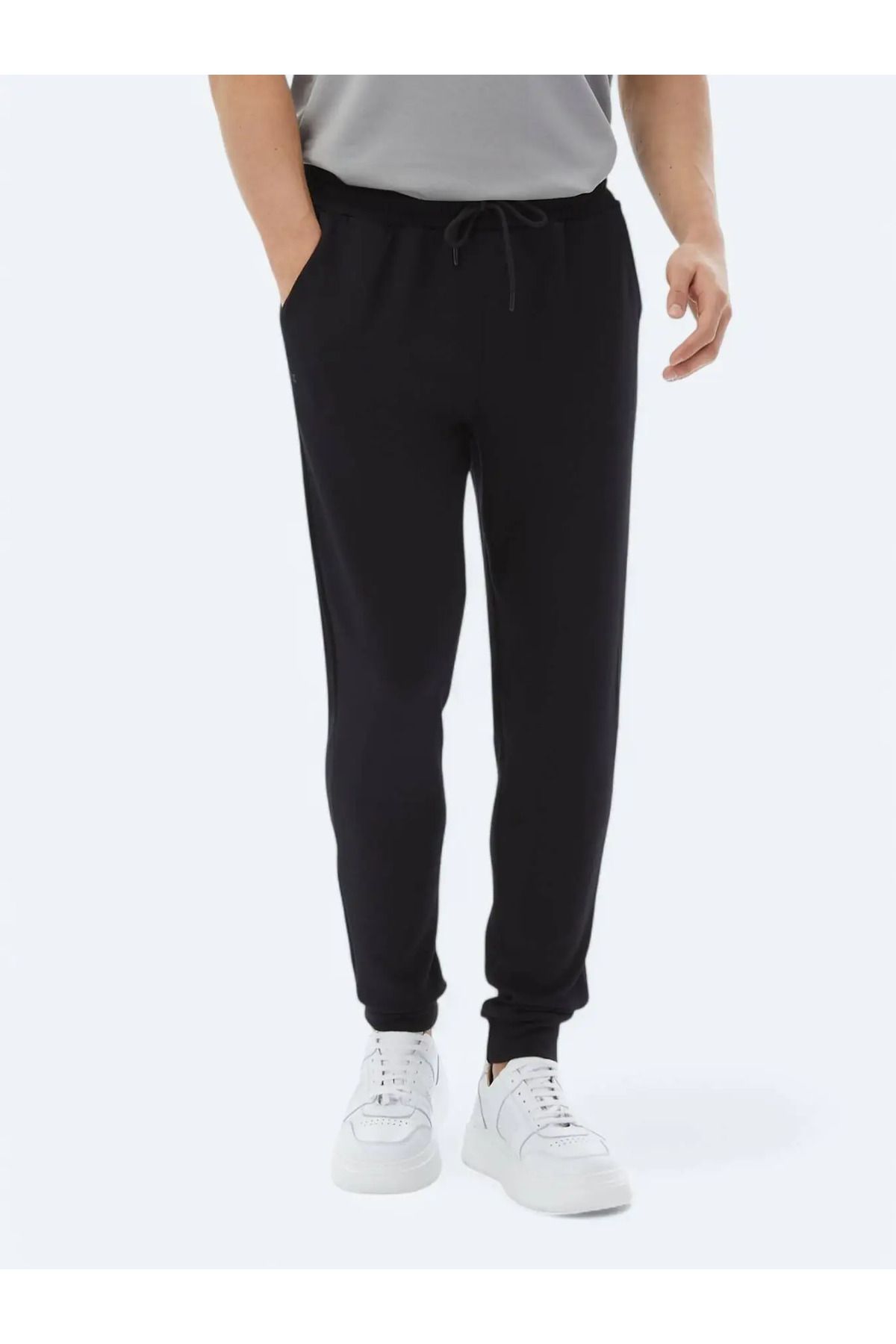 Kip-Black Sweatpants 2