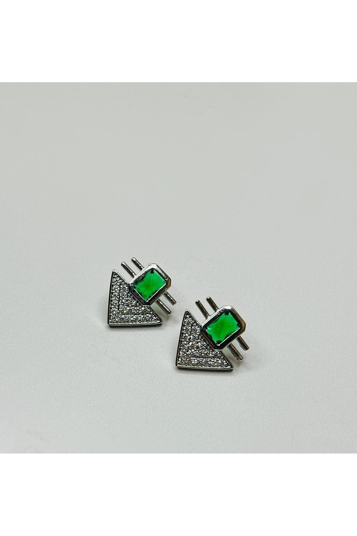 ASİN ACCESSORİES Zirkon Taşlı Üçgen Küpe - VİP Küpe