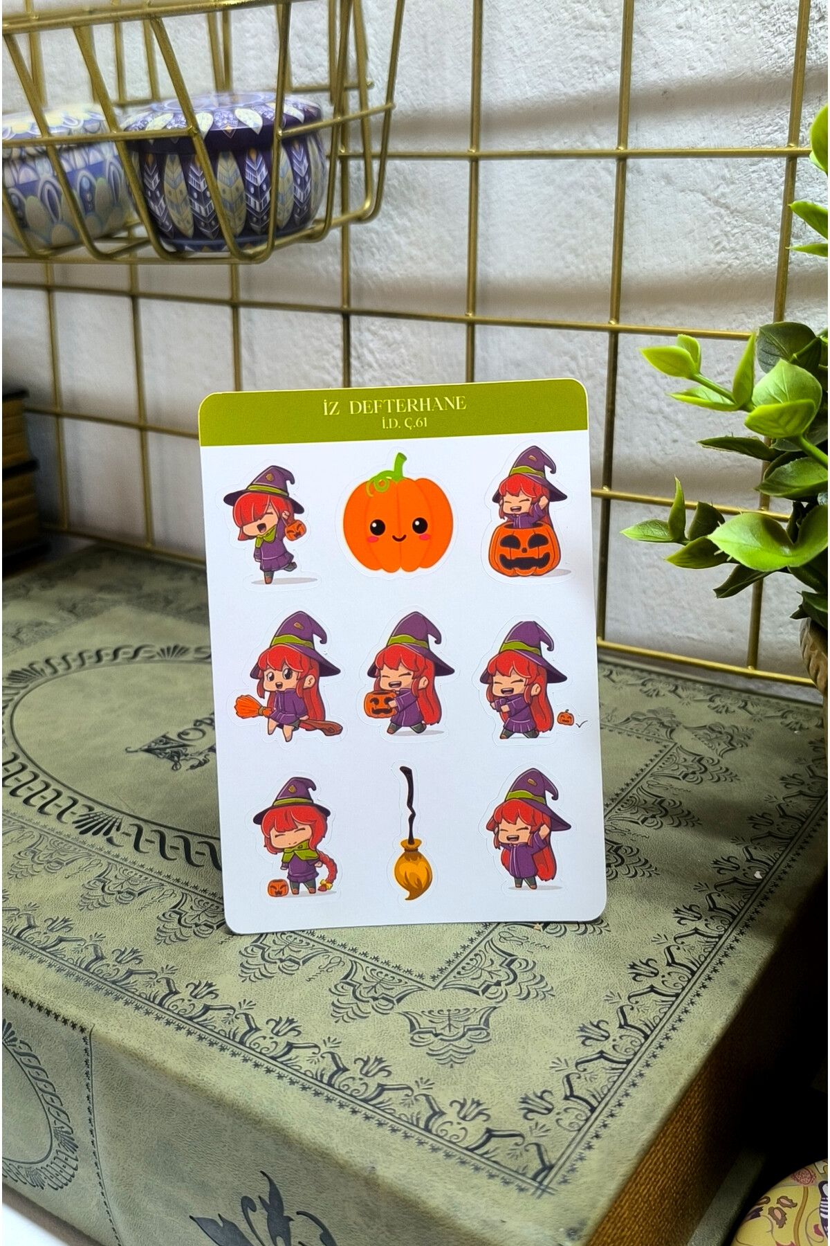 İZ DEFTERHANE Mor, Truncu, Tatlı, Cadı Çıkarma Sticker