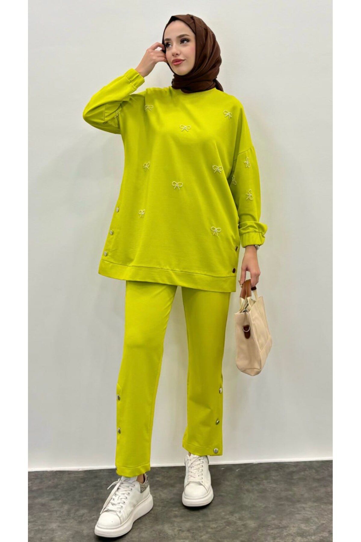Suede Style 5169 2 İplik Elişi Boncuk İşleme Çıtçıt Detaylı Kadın Takım